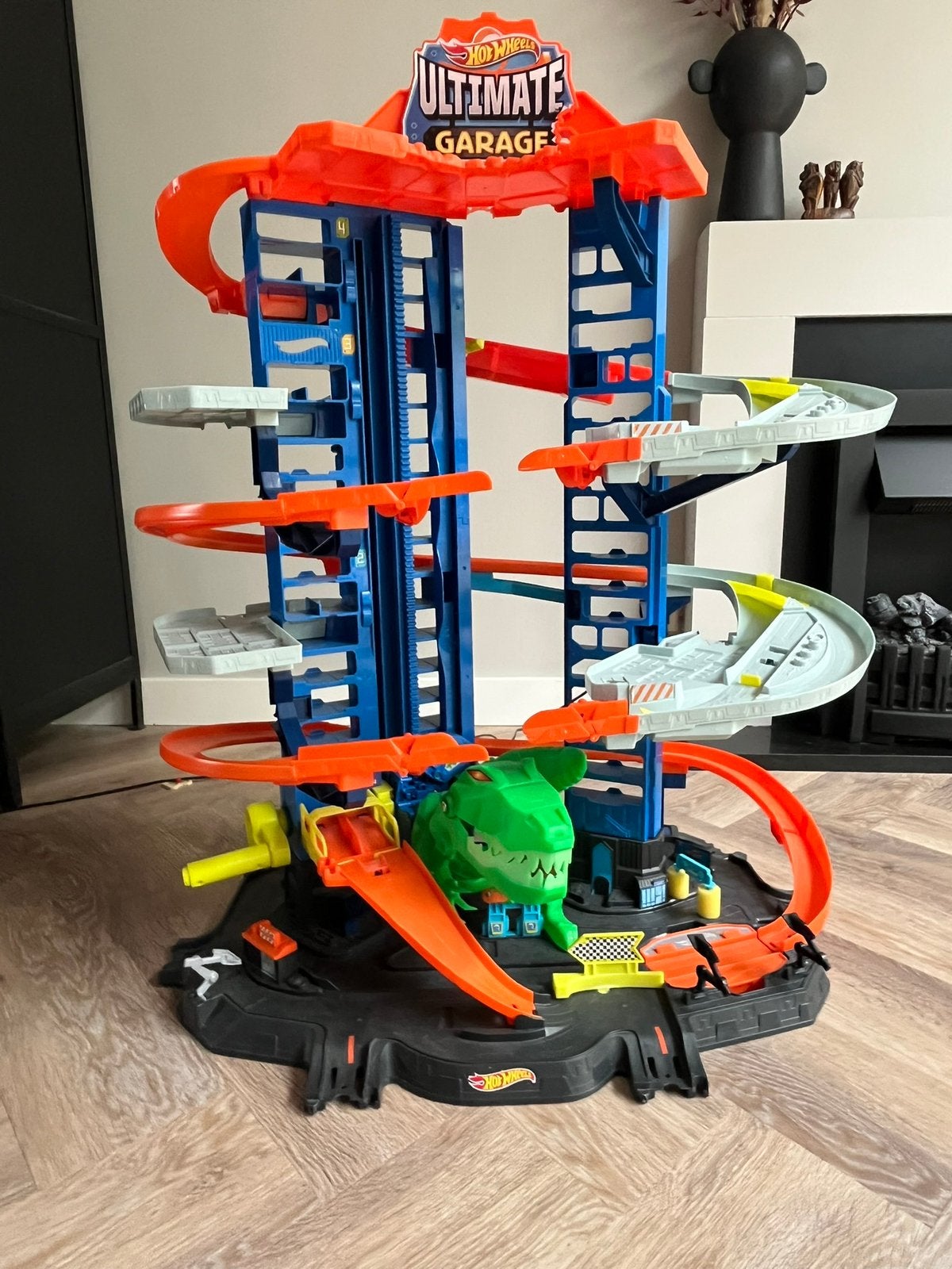 Foto 4 van Hot Wheels Ultimate Garage