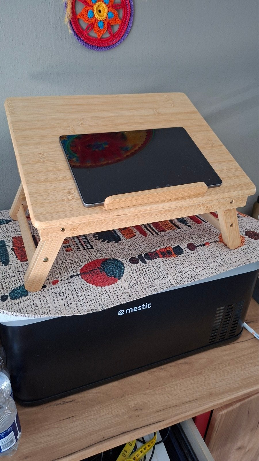 WKWKER Bamboe laptop tafel, bureau inklapbaar in hoogtes, Ophalen of Verzenden, Zo goed als nieuw, In hoogte verstelbaar