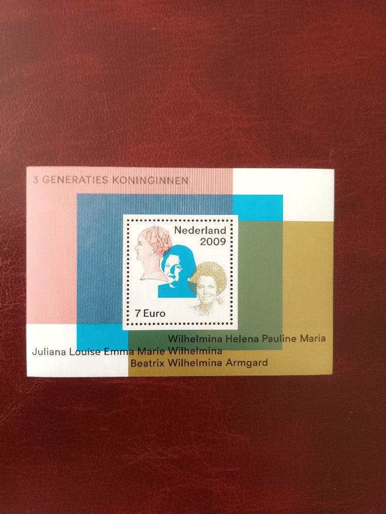 NVPH 2642 > 3 Generaties Koninginnen uit 2009 > Luxe postfri, Postzegels en Munten, Postzegels | Nederland, Verzenden, Na 1940