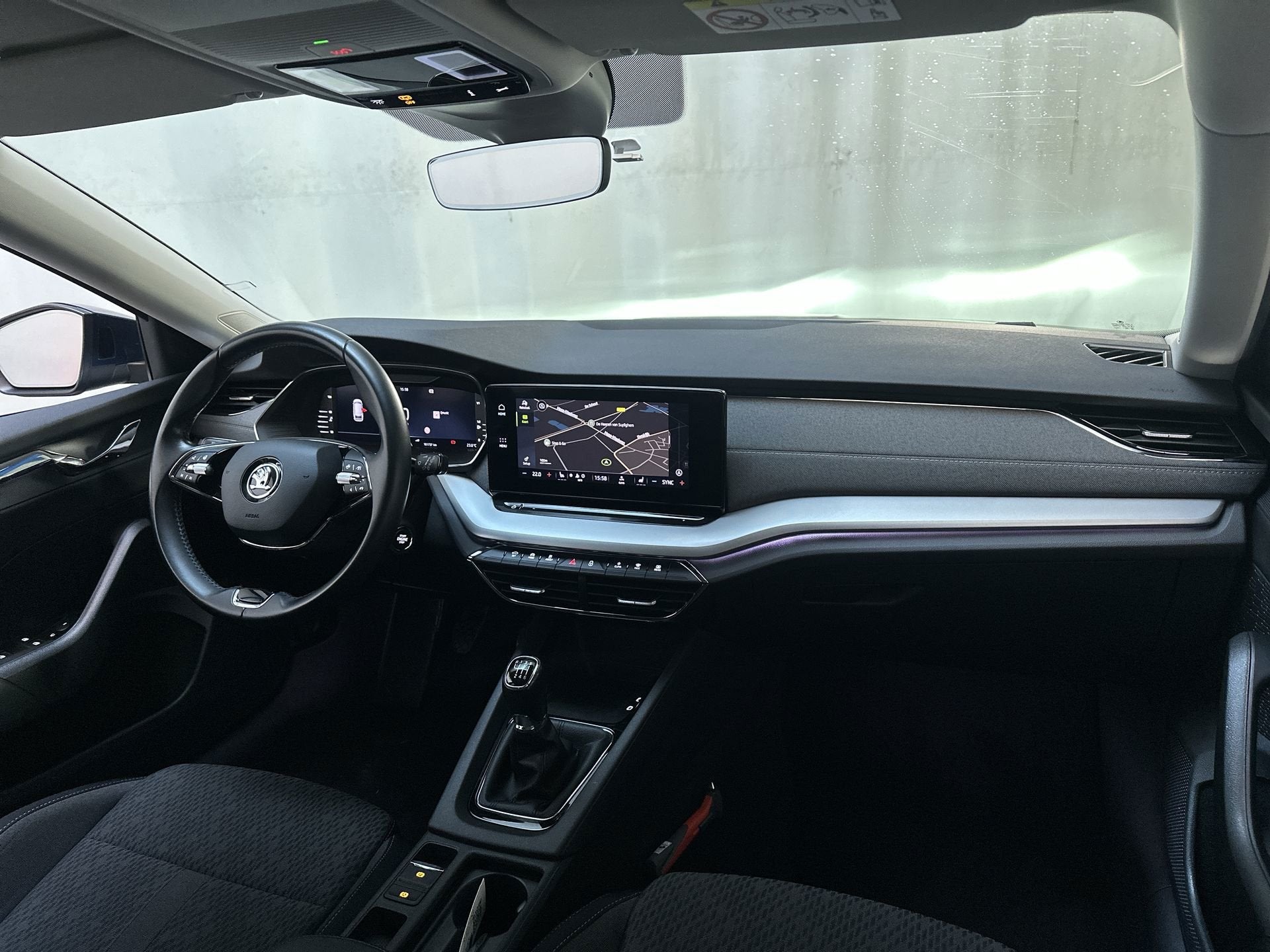 Skoda Octavia Combi 1.0 TSI Business Edition Plus Camera Sfe, Dealer onderhouden, Stof, Gebruikt, Met garantie (alle)