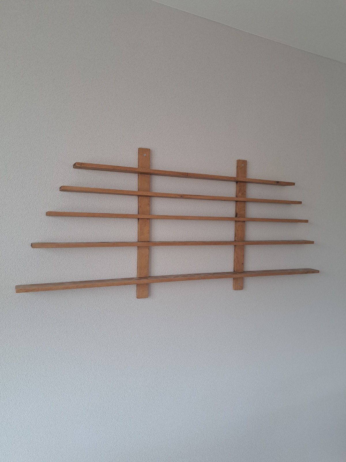 wand rekje, Ophalen