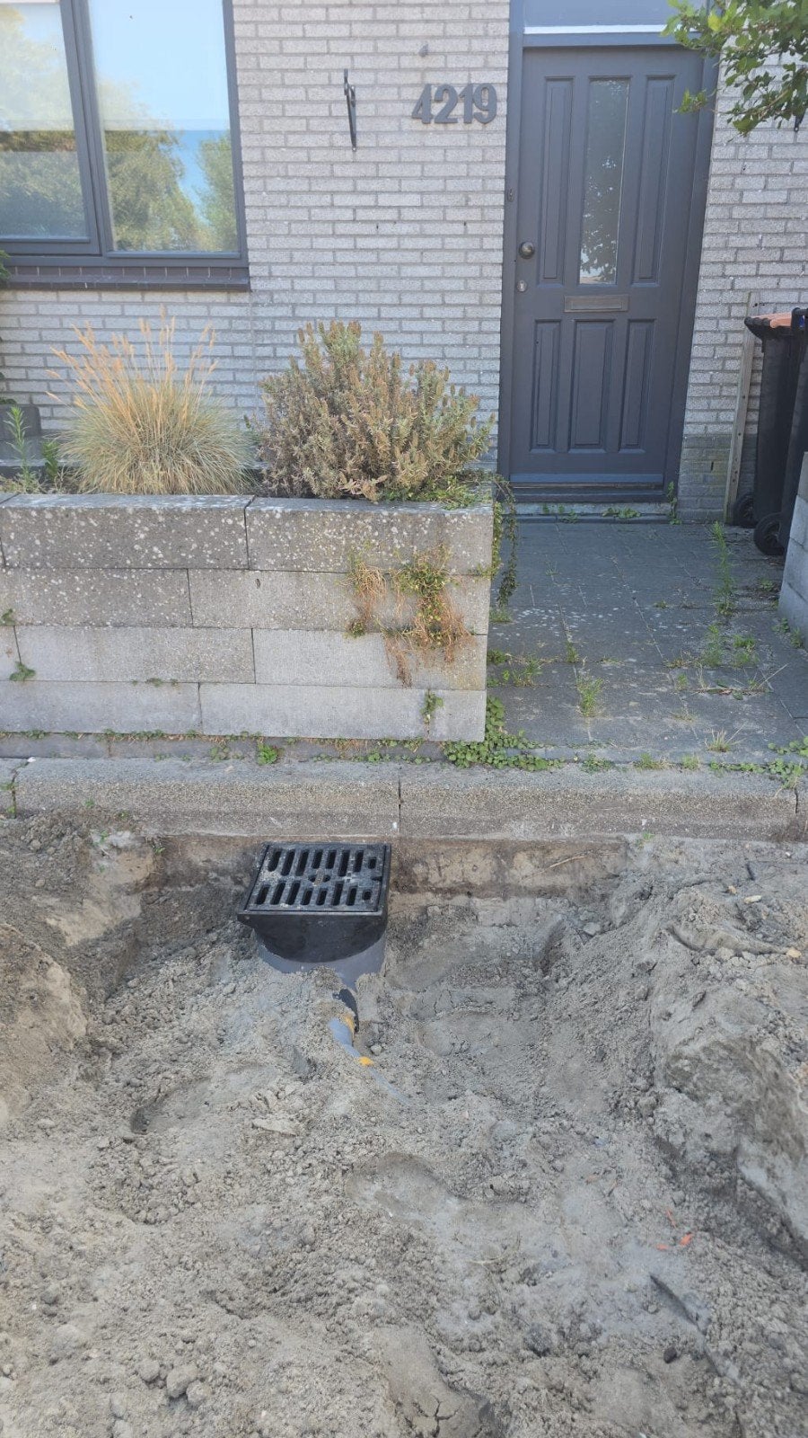 Straatkolk nieuw 2 maal prijs per stuk 100 euro nieuw gebrui, Doe-het-zelf en Verbouw, Buizen en Afvoer, Ophalen, Gebruikt, Pvc