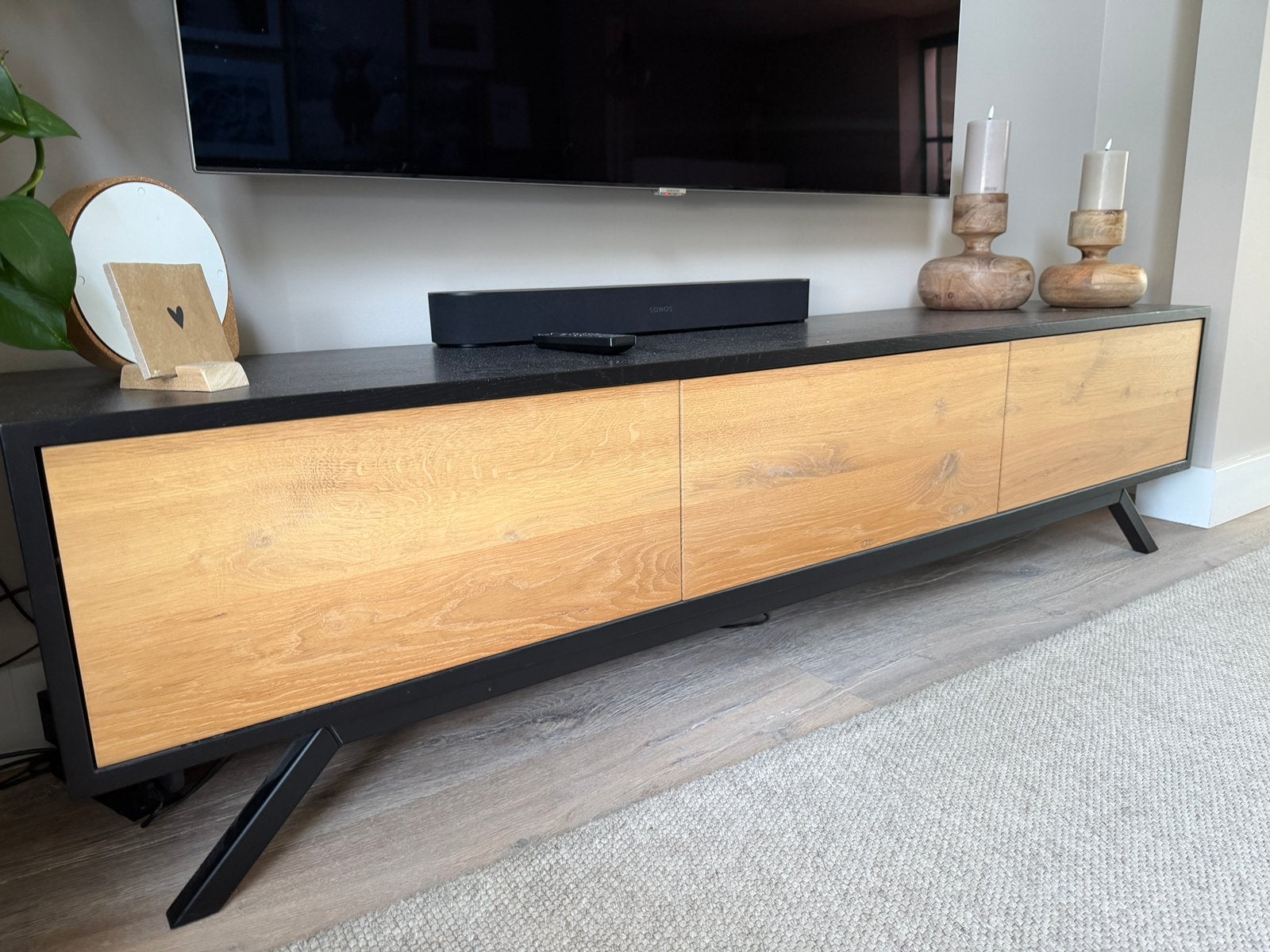 Eiken tv meubel 180 cm, 150 tot 200 cm, Ophalen of Verzenden, Zo goed als nieuw, Minder dan 100 cm
