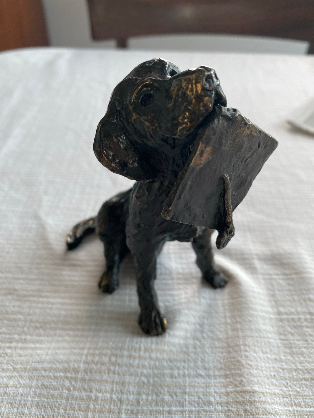 Beeldje "Geslaagd/De Beloning" - Astrid Veldhuyzen-Koppen, Minder dan 20 cm, Ophalen of Verzenden, Beeld, Bruin