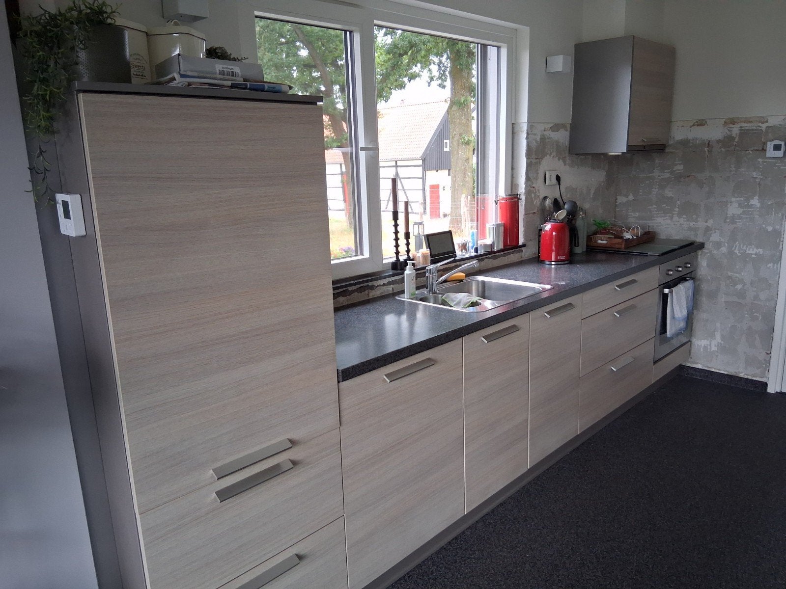 Complete keuken met inbouwapparatuur,  keuken is 3,66m breed, Ophalen, Gebruikt, Bruin, Enkelwandige keuken