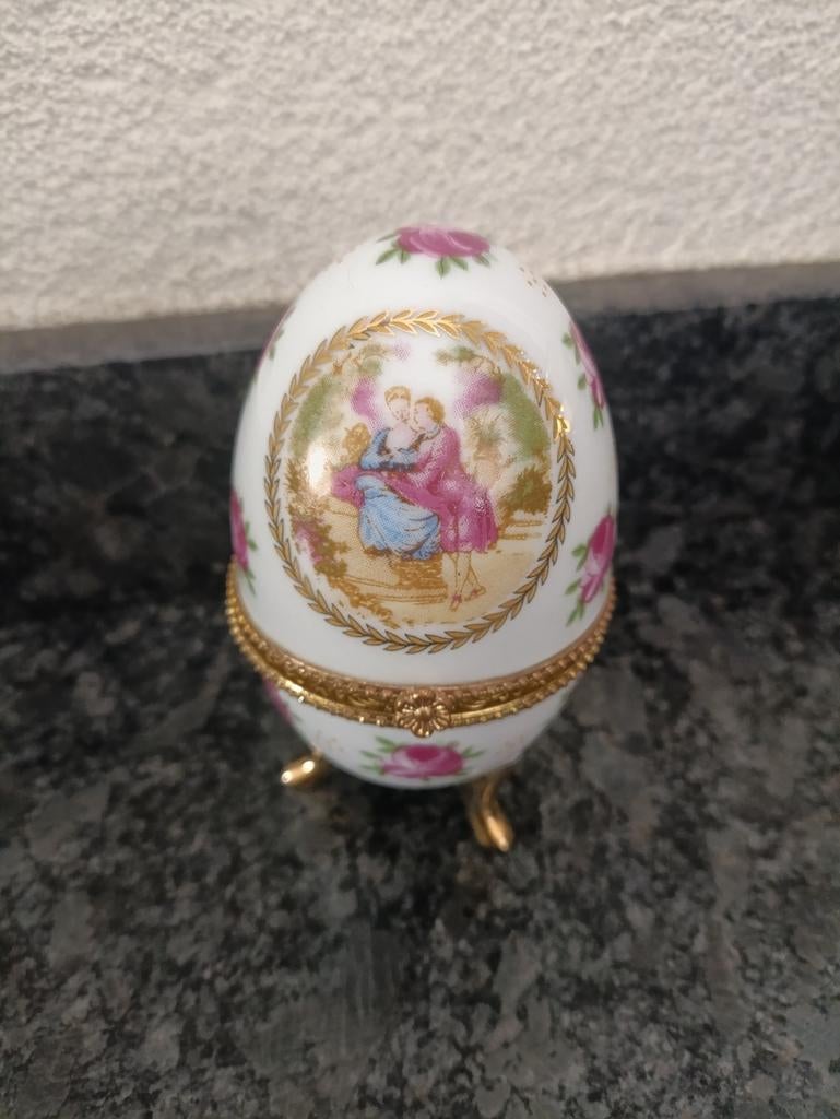 Vintage limoges porselein ei, Antiek en Kunst, Ophalen of Verzenden
