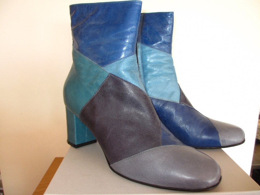 Noe patchwork laarsjes mt 40 leer blauw / grijs ZGAN, Kleding | Dames, Schoenen, Blauw, Lage of Enkellaarzen, Ophalen of Verzenden