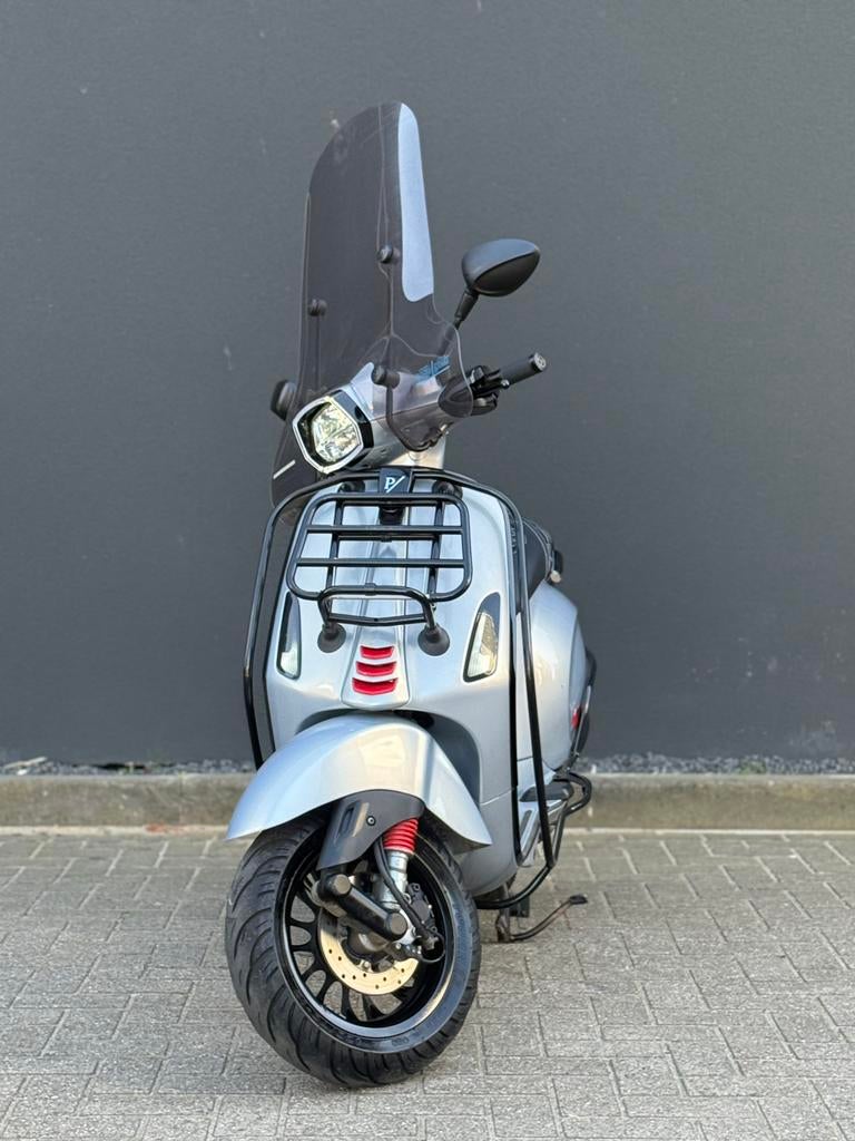 Vespa Sprint iGet 2021 4t FULL CUSTOM MAJESTIC GREY!, Fietsen en Brommers, Ophalen, Overige modellen, Maximaal 45 km/u, Zo goed als nieuw
