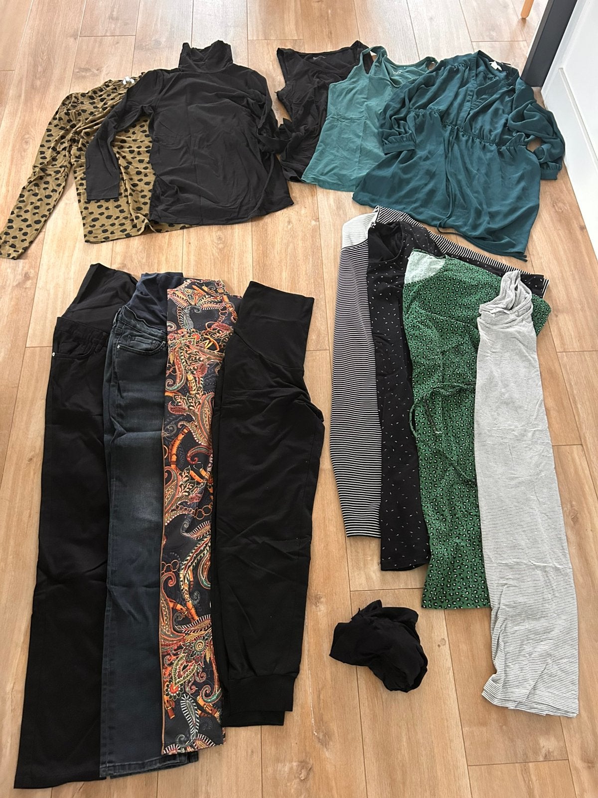 Groot pakket zwangerschapskleding maat 40 (M/L), Kleding | Dames, Maat 38/40 (M), Overige kleuren, Jurk, Ophalen of Verzenden