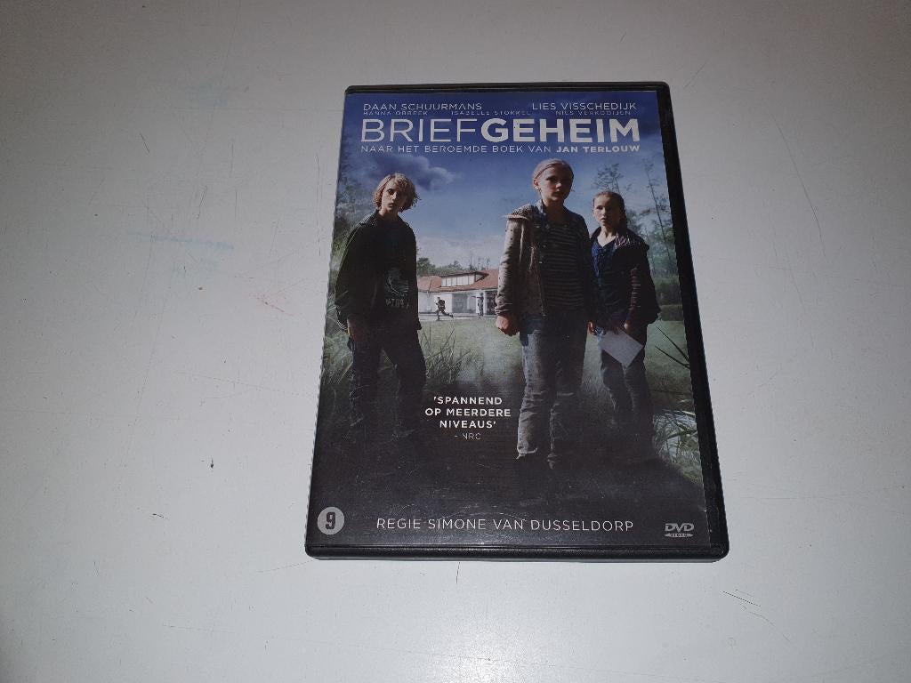 DVD Briefgeheim - Daan Schuurmans - Jan Terlouw - Nieuwstaat, Cd's en Dvd's, Vanaf 9 jaar, Ophalen of Verzenden, Zo goed als nieuw