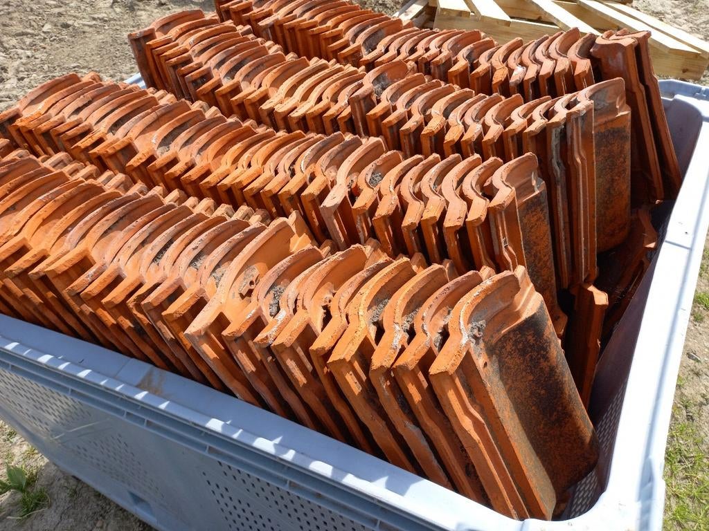 VHV Dakpannen: 3000+ stuks, diverse merken, incl. hulpstukke, Doe-het-zelf en Verbouw, Dakpannen en Dakbedekking, Gebruikt, Steen of Klei