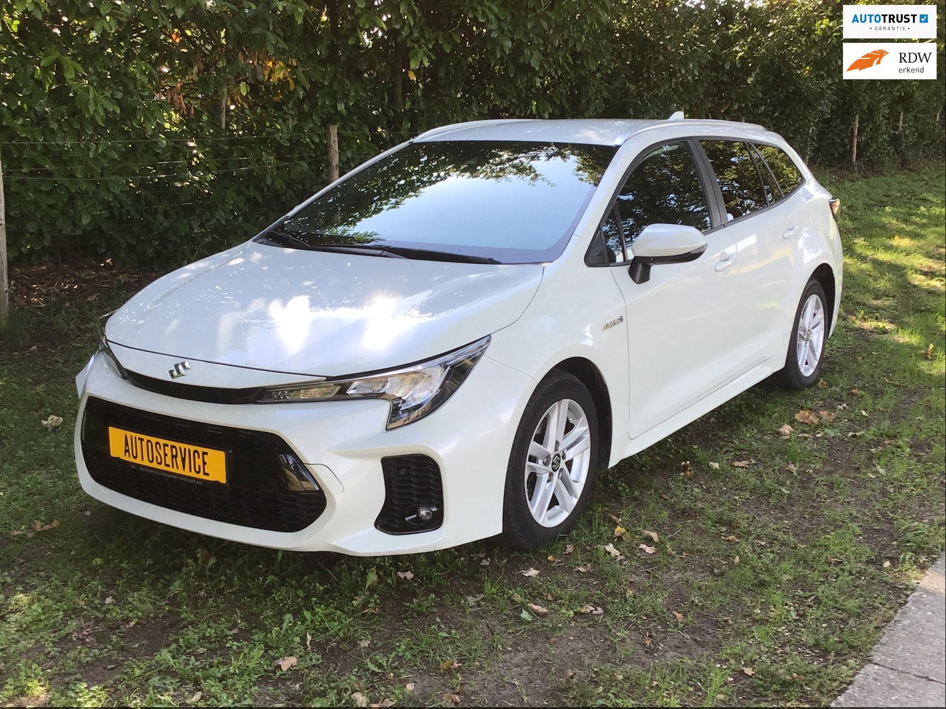 Suzuki Swace 1.8 Hybrid Style, all-in prijs, zeer mooie staa, Auto's, Gebruikt, 4 cilinders, Wit, Hybride Elektrisch/Benzine