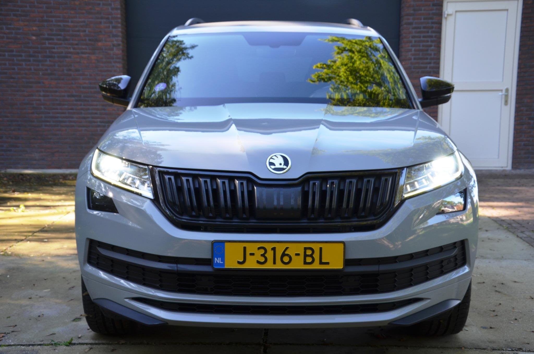 Skoda Kodiaq 1.5 TSI Sportline Business 7 Persoons Navi/Led/, Voorwielaandrijving, 4 cilinders, 150 pk, Verwarmde buitenspiegels