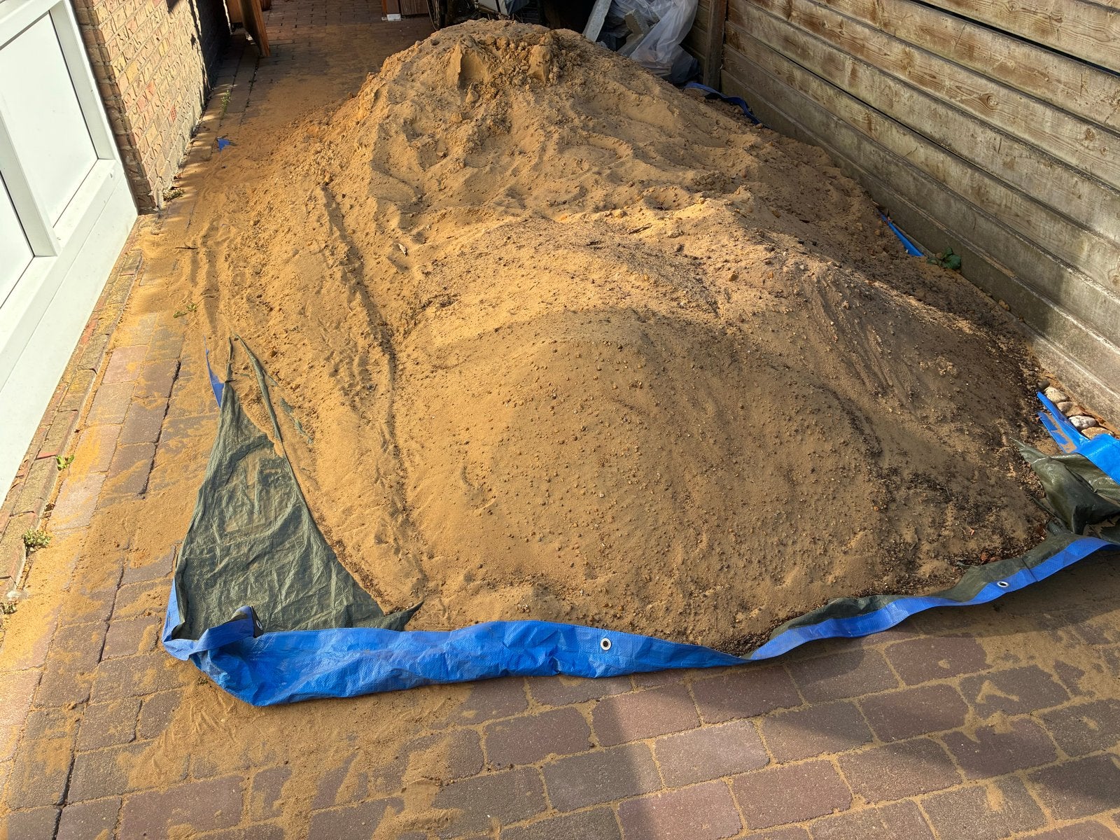 Ophoogzand geel  zand - ca. 2 tot 2,5 kuub, Tuin en Terras, Zand, Ophalen, Gebruikt, Ophoogzand