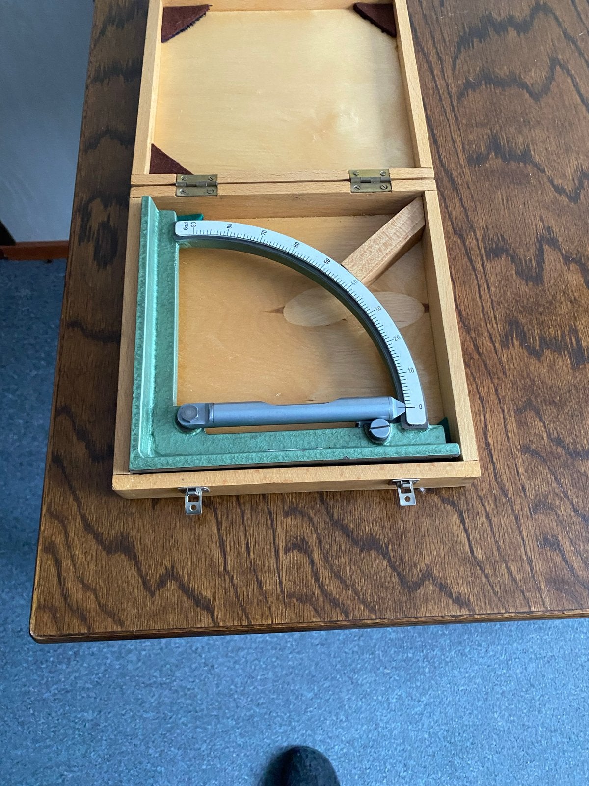 Vintage Graden Waterpas in Houten Kist, Ophalen of Verzenden, Nieuw, Waterpas, Overige merken