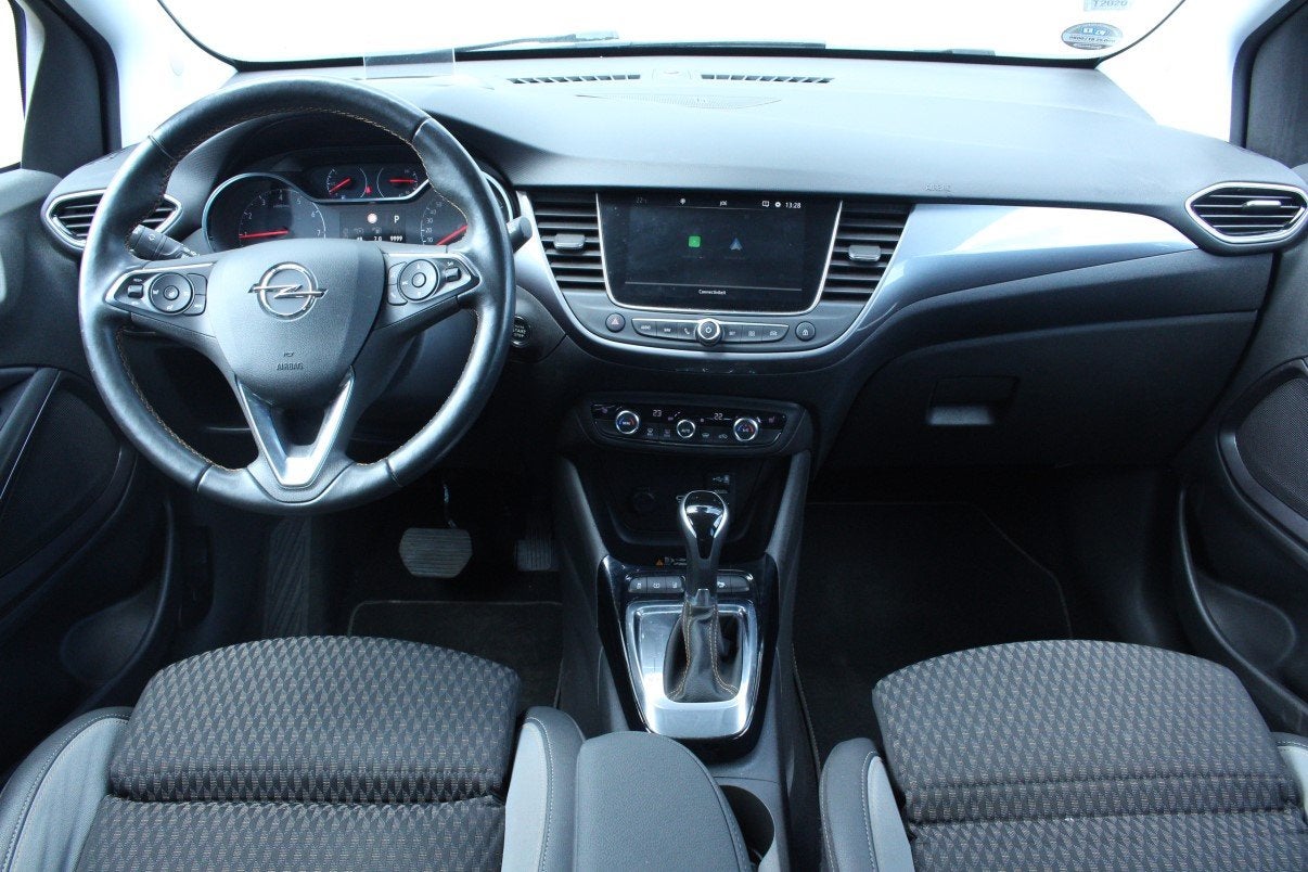 Opel Crossland X 1.2 Turbo Innovation AUT 1eEIGNR! CARPLAY H, Auto's, Dealer onderhouden, Gebruikt, Zwart, Leder en Stof