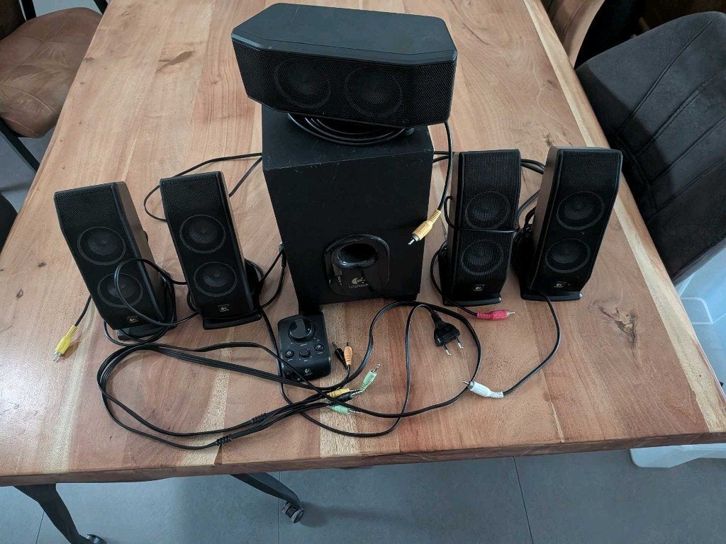 Logitech X-540 5.1 Speakersysteem:, Ophalen, Gebruikt, Audiokanaal 5.1, Logitech