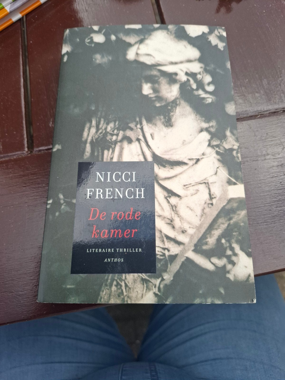 De rode kamer - Nicci French (Literaire thriller), Boeken, Ophalen of Verzenden, Gelezen, Nicci French, Europa overig