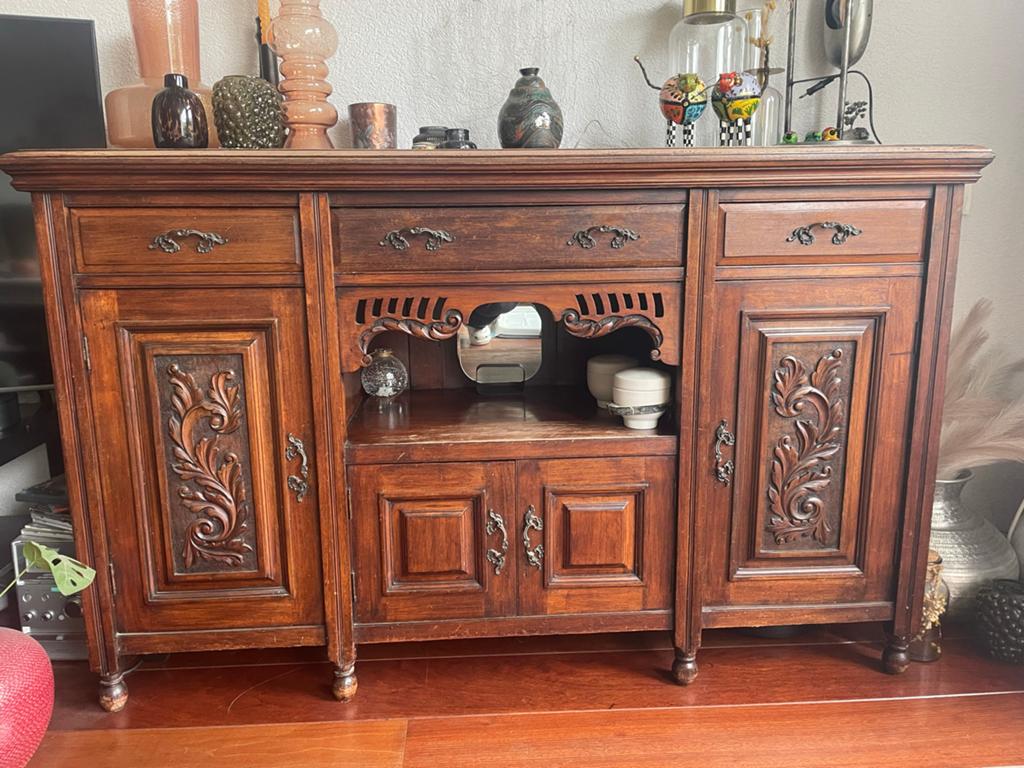 Antiek dressoir, Antiek en Kunst, Ophalen