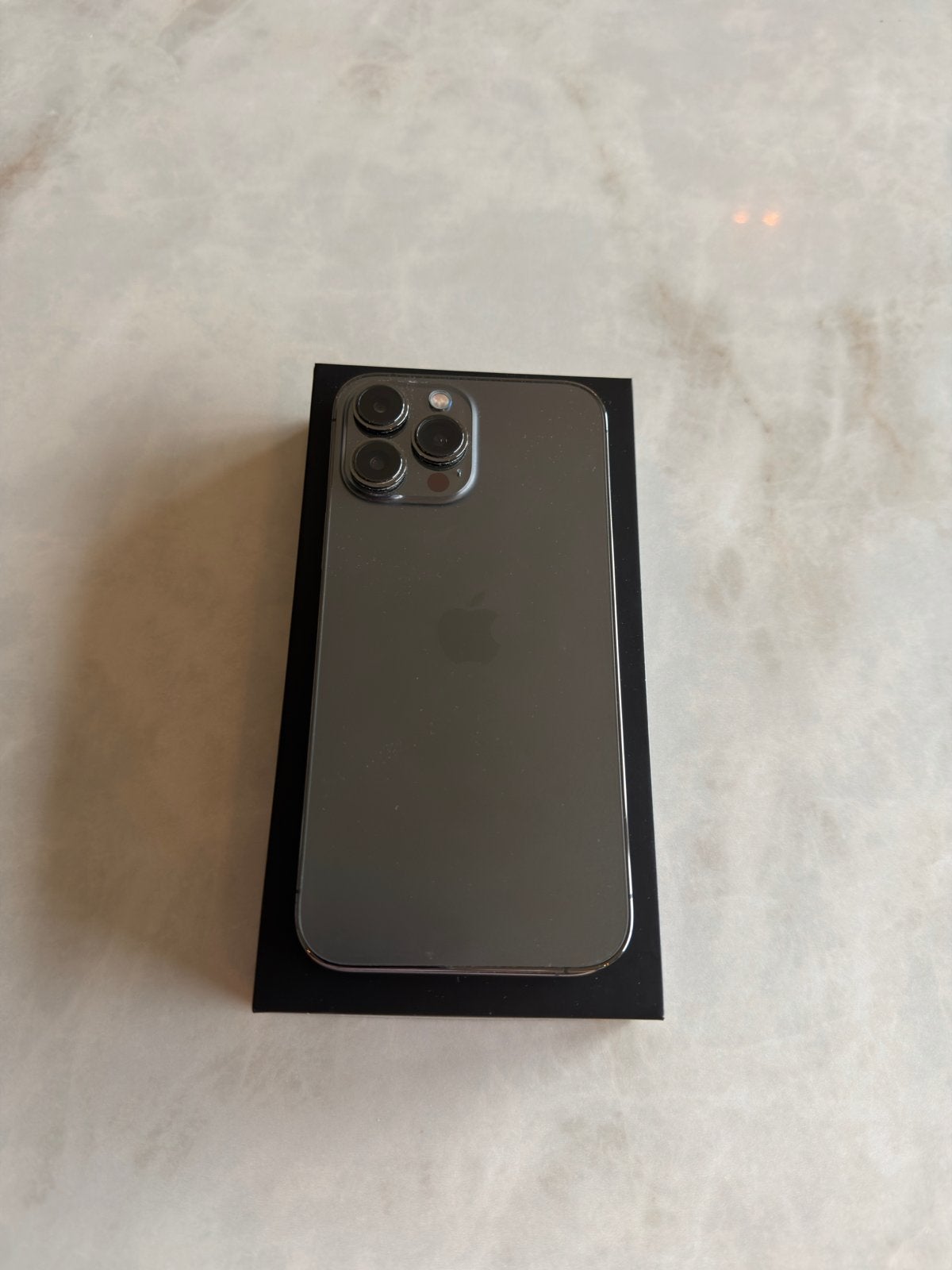 iPhone 13 Pro Max 128GB met Caudabe hoes en oplader, Ophalen of Verzenden, IPhone 13 Pro Max, Zonder simlock, 128 GB