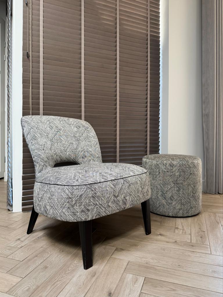 Passe Partout Fauteuil Moon met Poef - Stijlvol, Ophalen, Zo goed als nieuw, 75 tot 100 cm, Stof