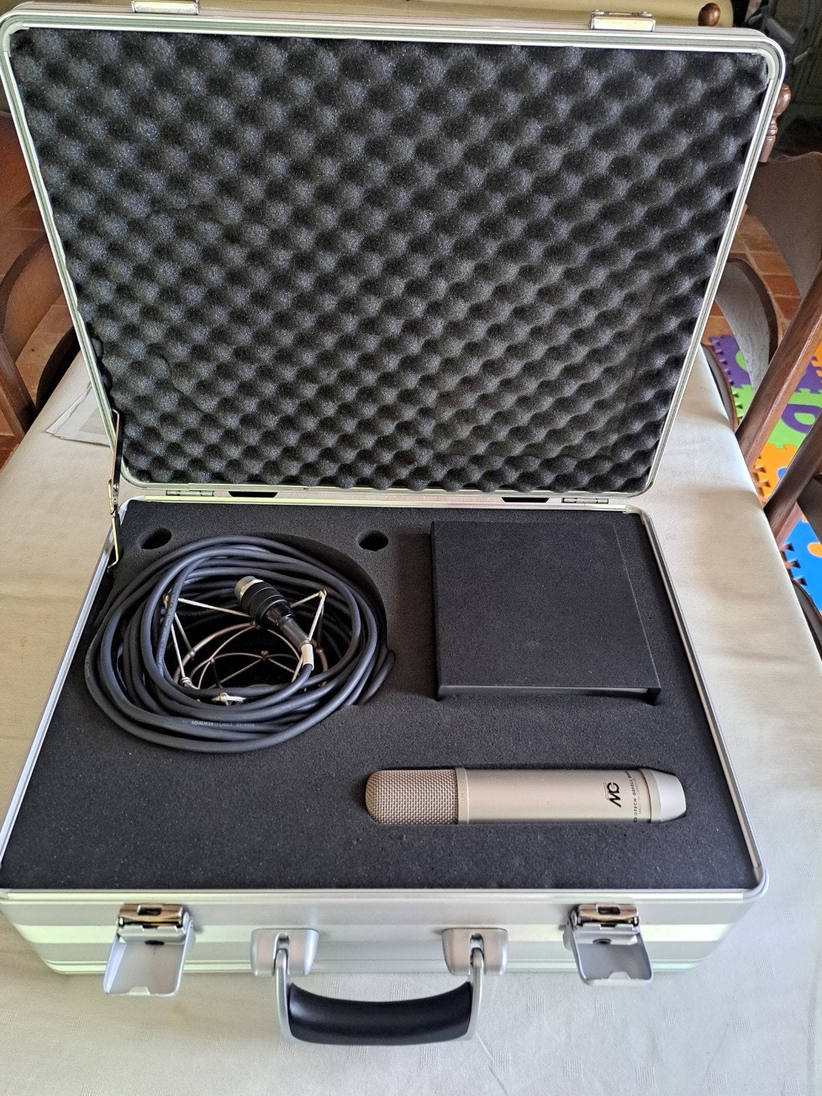 Gefell UM92.1S met NOS Telefunken low noise tube., Muziek en Instrumenten, Microfoons, Ophalen of Verzenden, Zo goed als nieuw