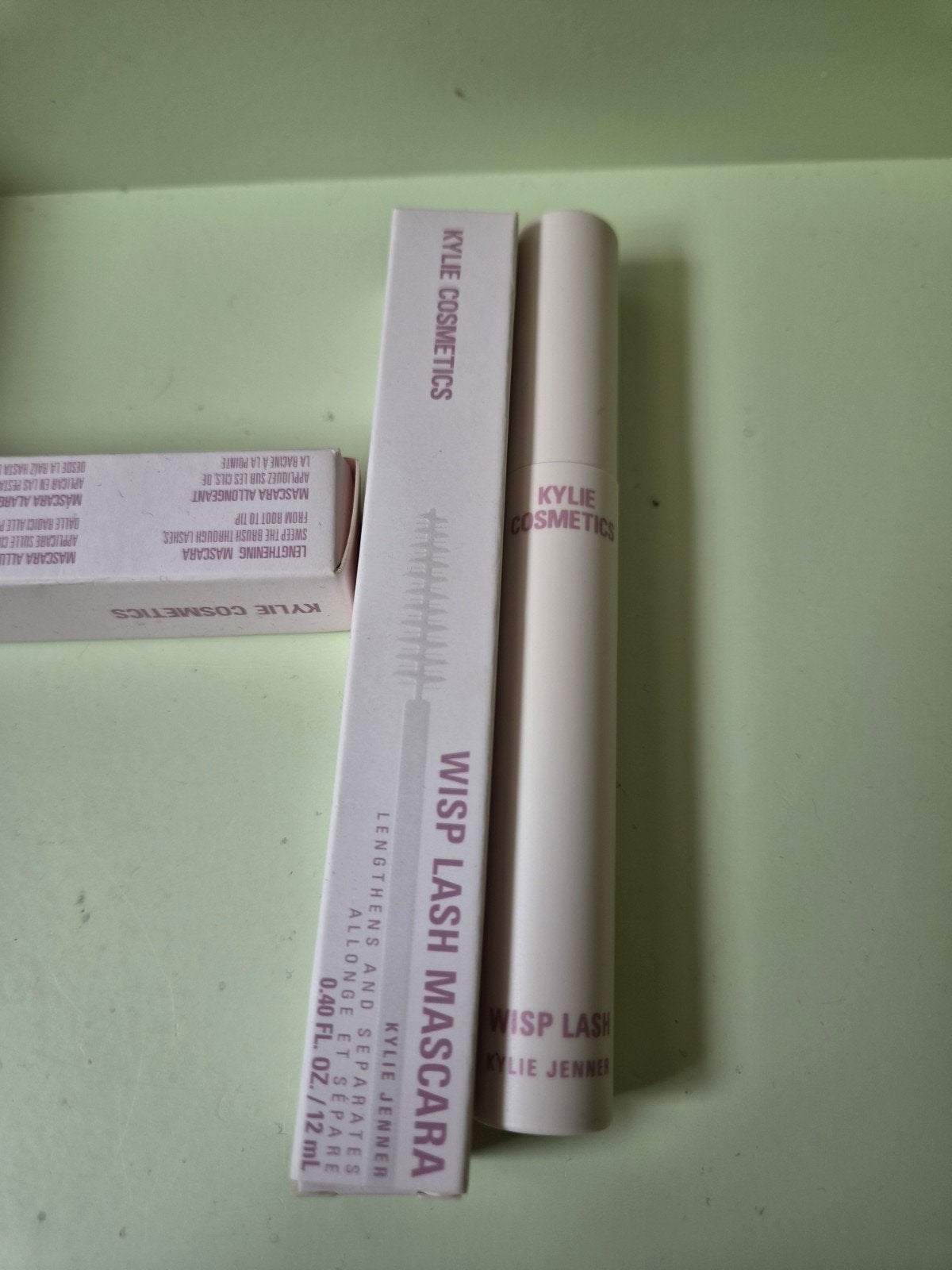 Kylie Cosmetics wisp lash mascara zwart Kylie Jenner, Ophalen of Verzenden, Nieuw, Ogen