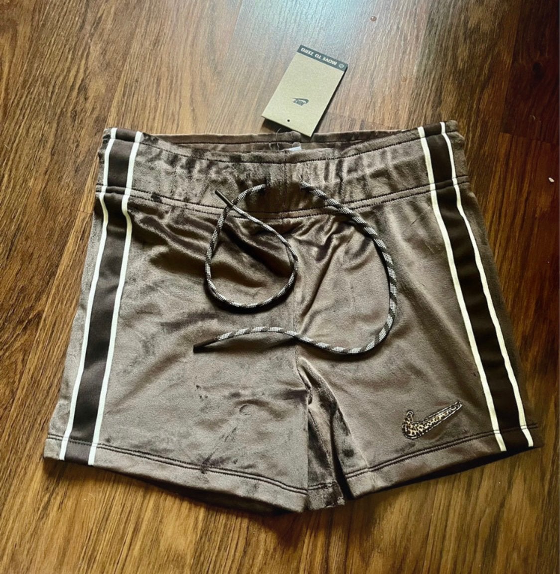 Nike velour Brown shorts small running Leopard New, Verzenden, Nieuw, Maat 36 (S), Bruin