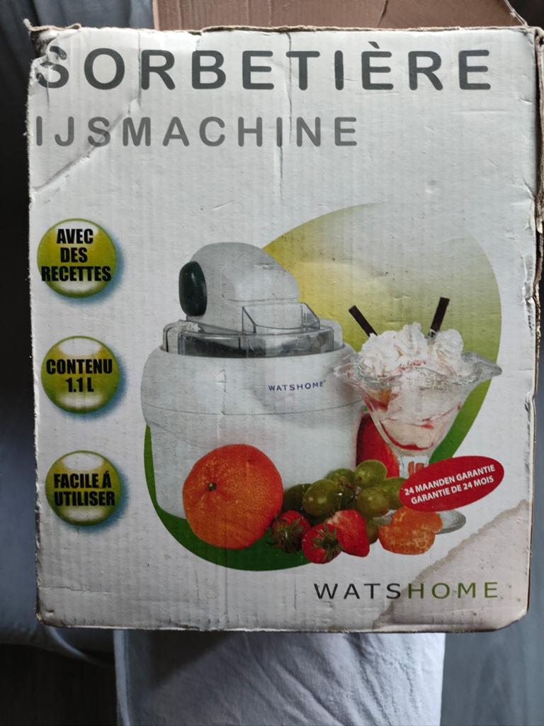 Ijsmachine van het merk Whatshome, Ophalen