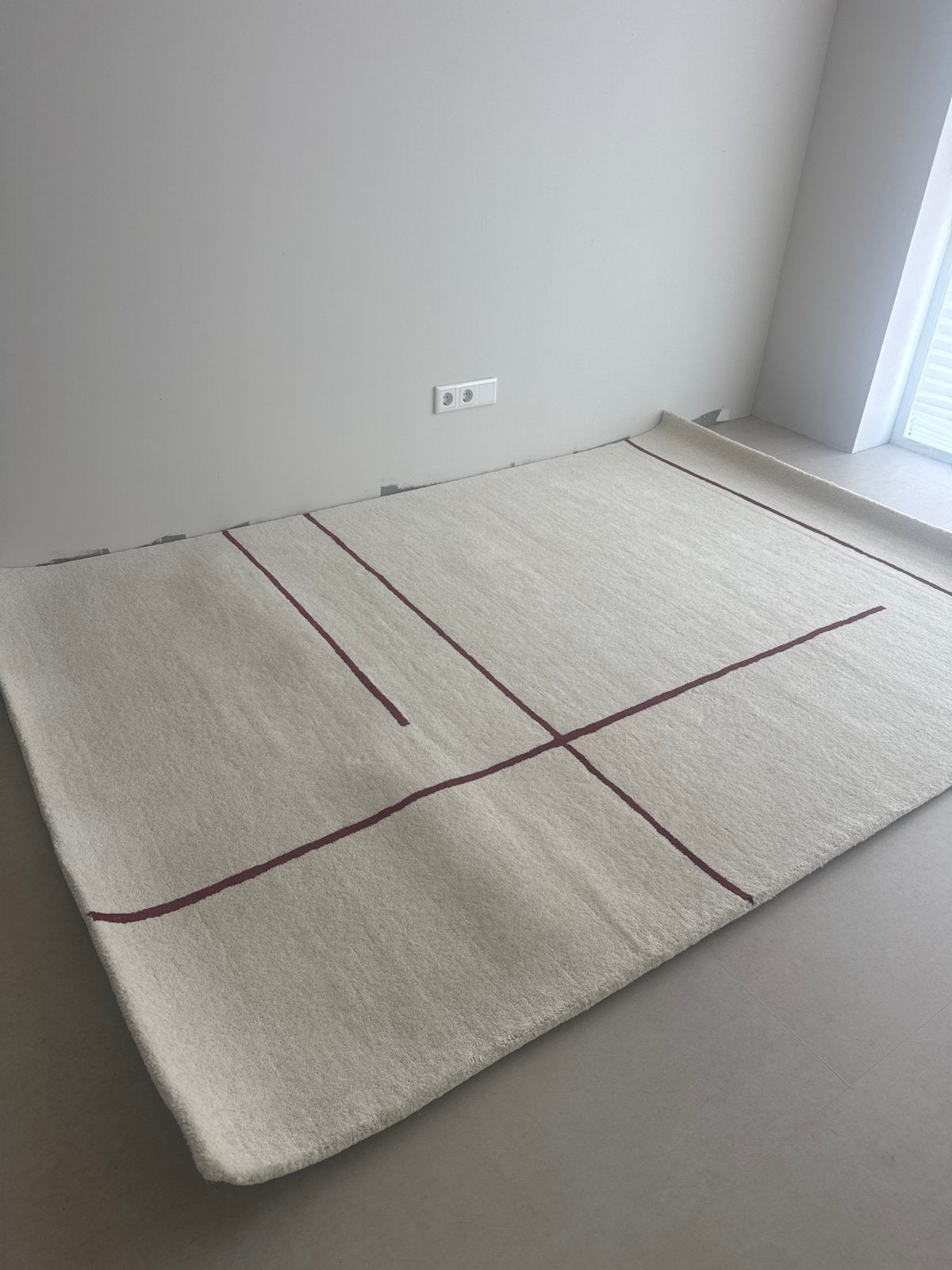 Nieuw Fonq tapijt beige met bordeaux details 170x240, Ophalen, Beige, 150 tot 200 cm, Rechthoekig