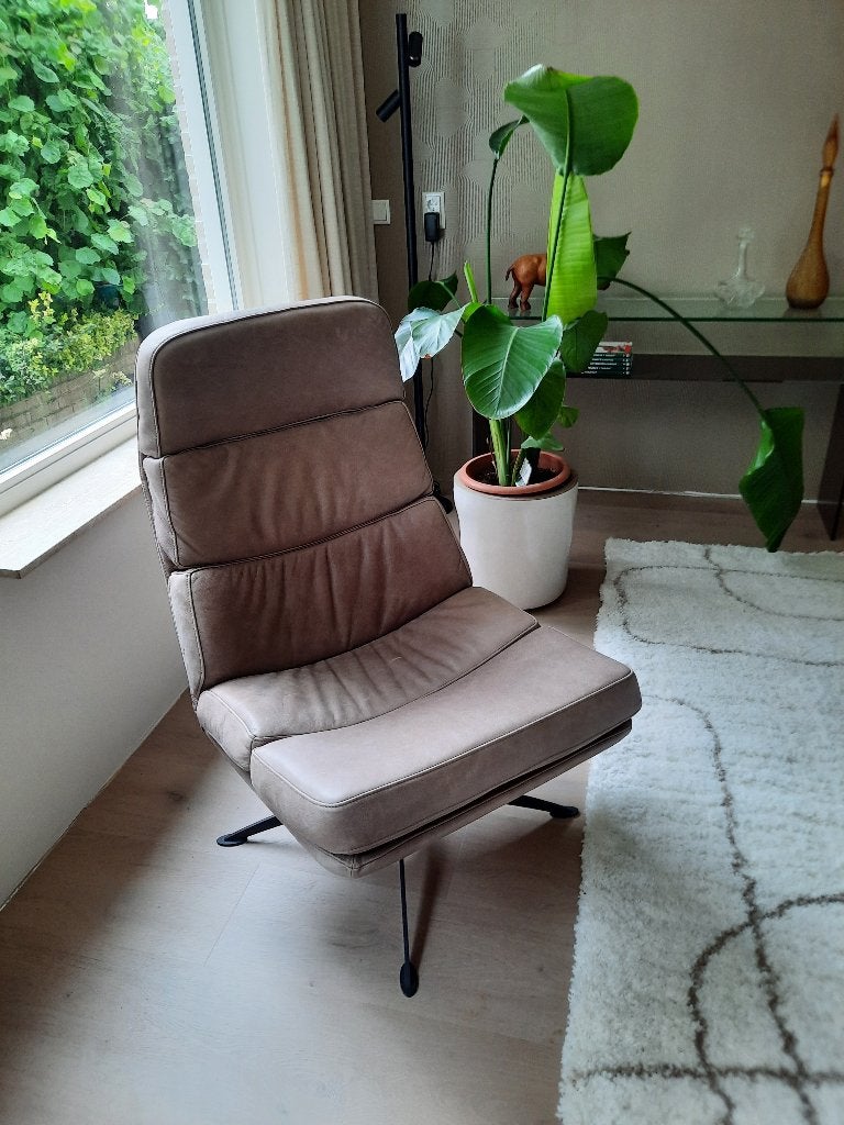 Prachtige Leren Draaifauteuil Sven, Ophalen, 75 tot 100 cm, Zo goed als nieuw, Leer