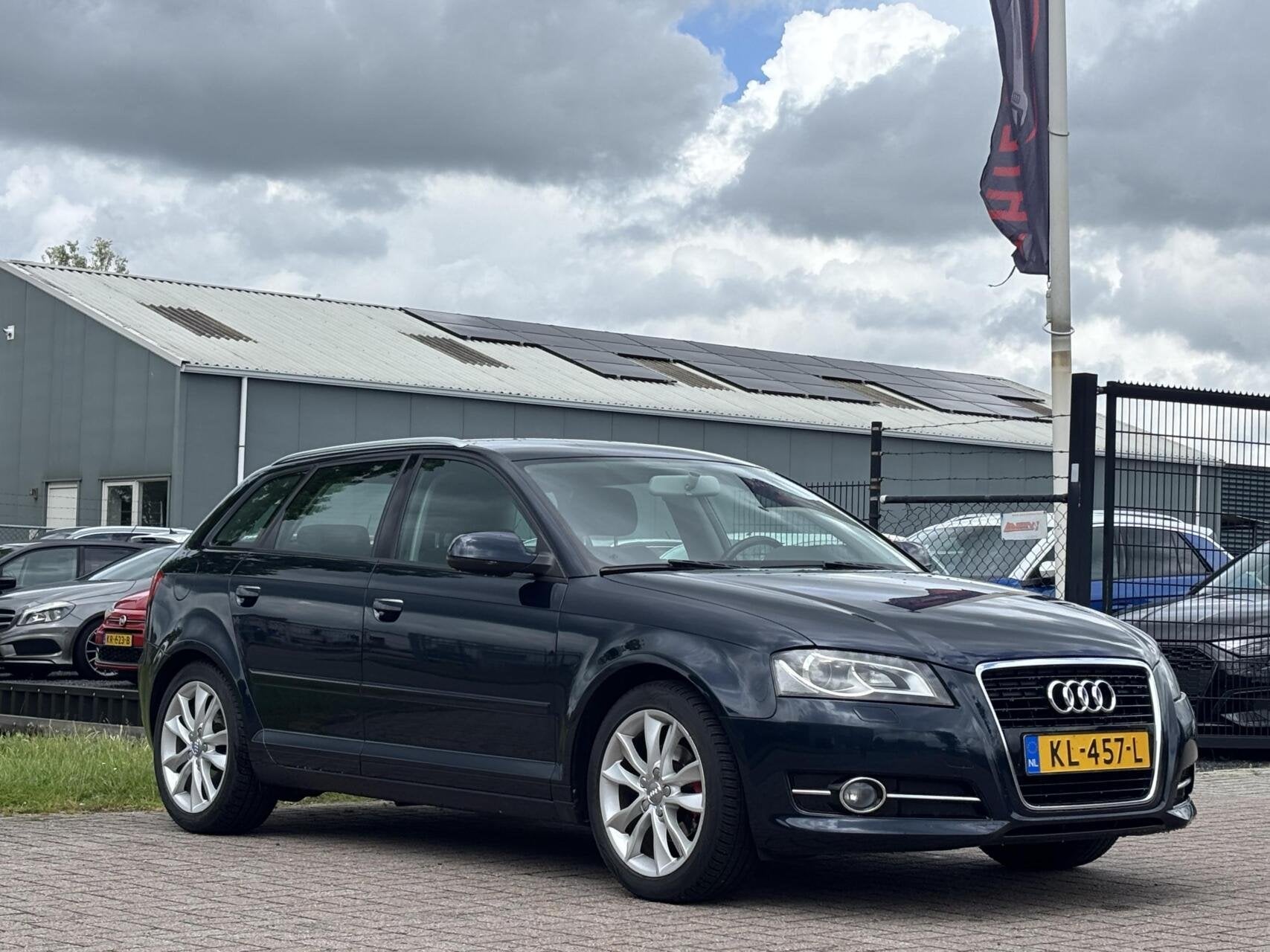 Audi A3 Sportback 1.2 TFSI Attraction Pro Line Business trek, Auto's, Audi, Euro 5, Gebruikt, 4 cilinders, Blauw
