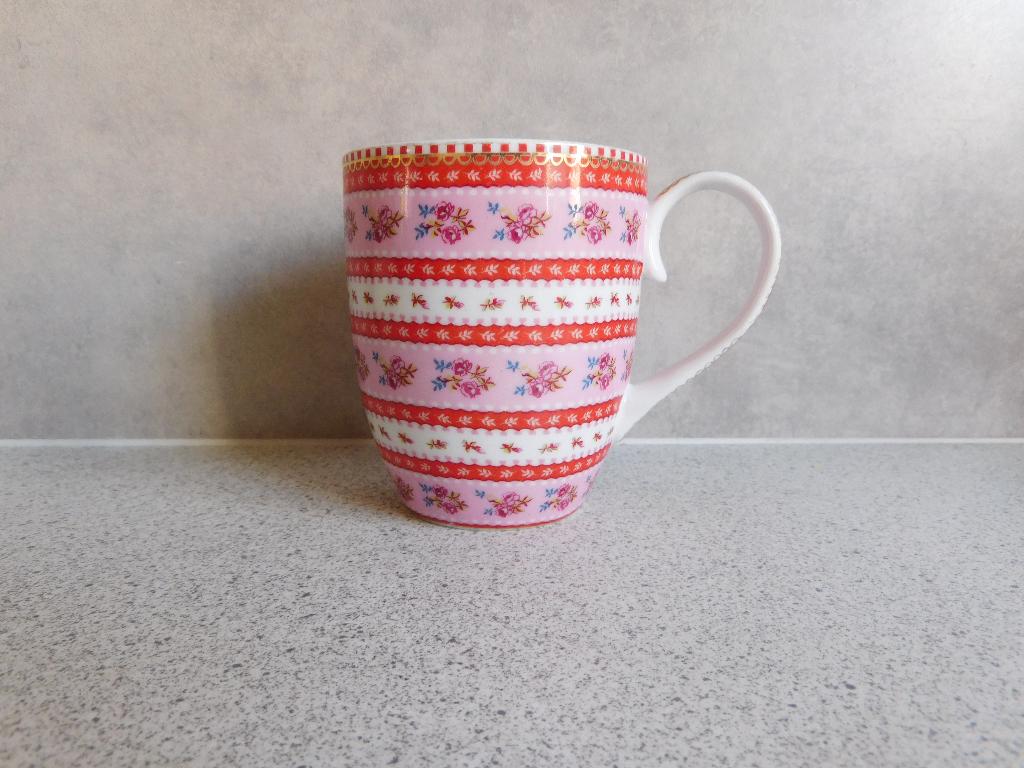 Mok 10,5x8,5 cm. Floral Ribbon PiP Studio Amsterdam, Ophalen of Verzenden, Zo goed als nieuw, Overige stijlen, Kop(pen) en/of Schotel(s)