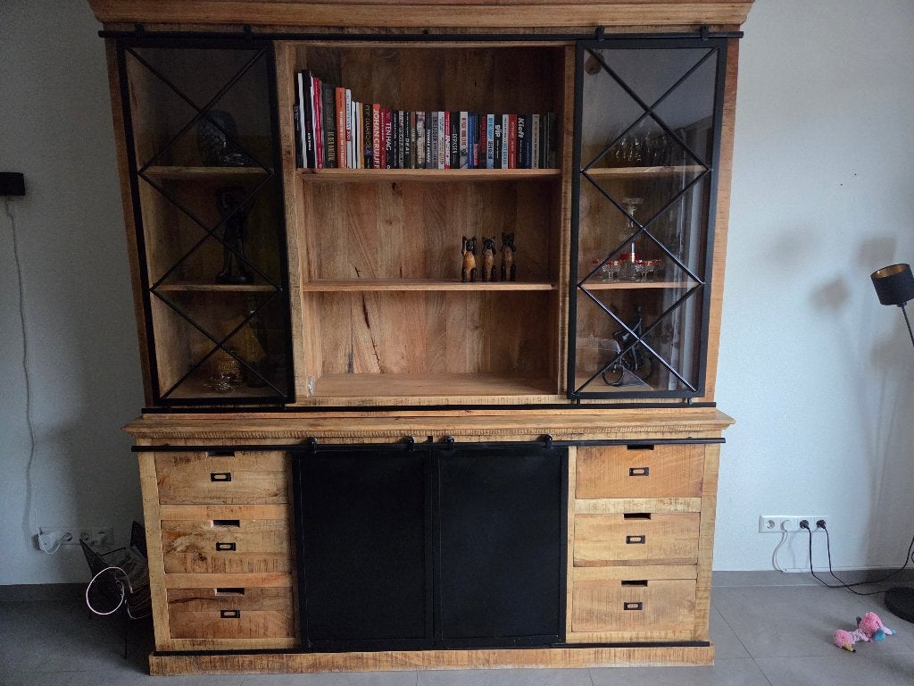 Mangobuffetkast/ Mangotafel  MAG SAMEN WEG VOOR 1250,00 euro, Huis en Inrichting, Ophalen, Mango Buffetkast en Mango tafel, Gebruikt