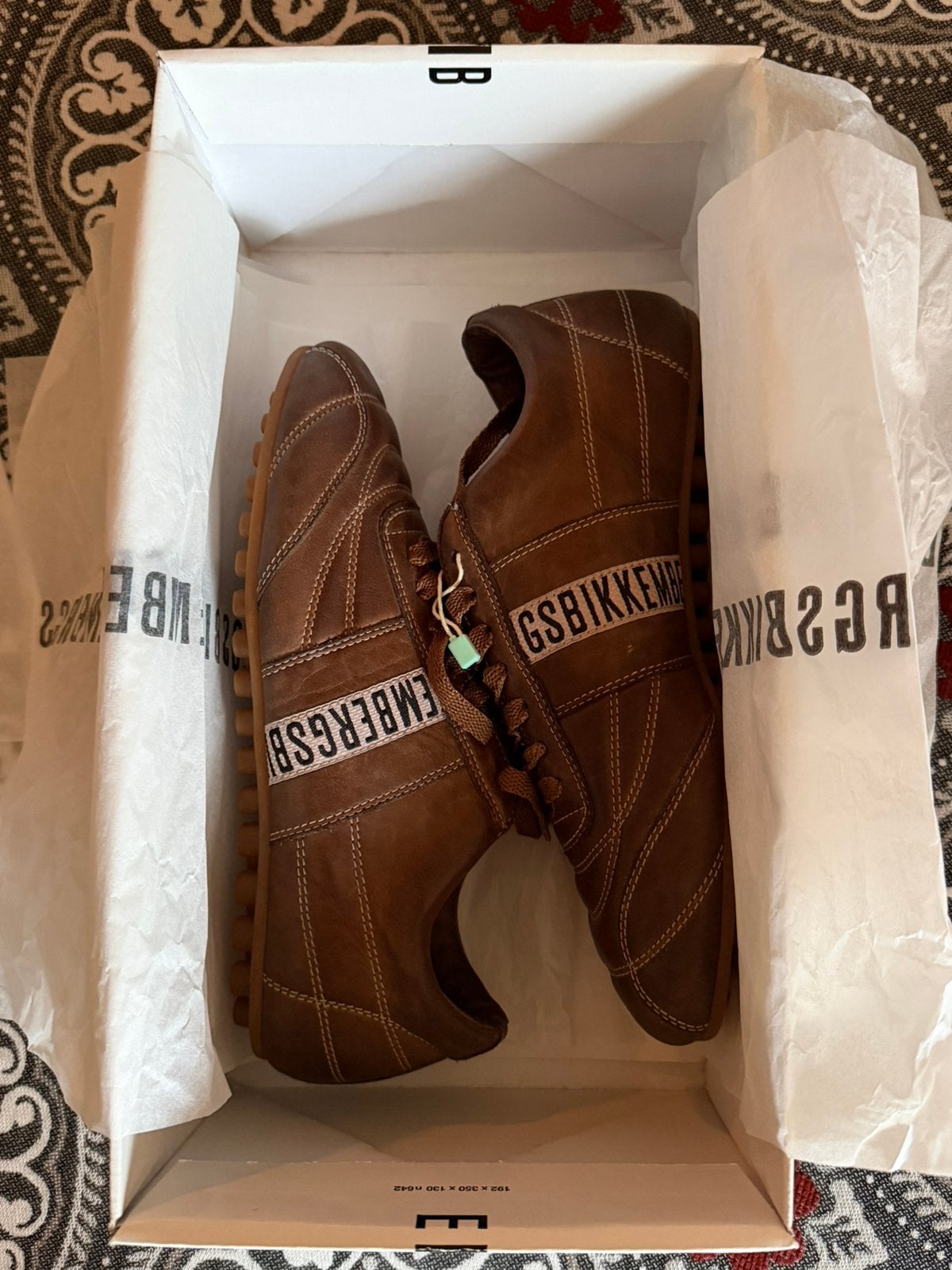NIEUW! BIKKEMBERGS LEREN SNEAKERS, SCHOENEN, MAAT 40, Ophalen, Bruin, Nieuw, Sneakers of Gympen