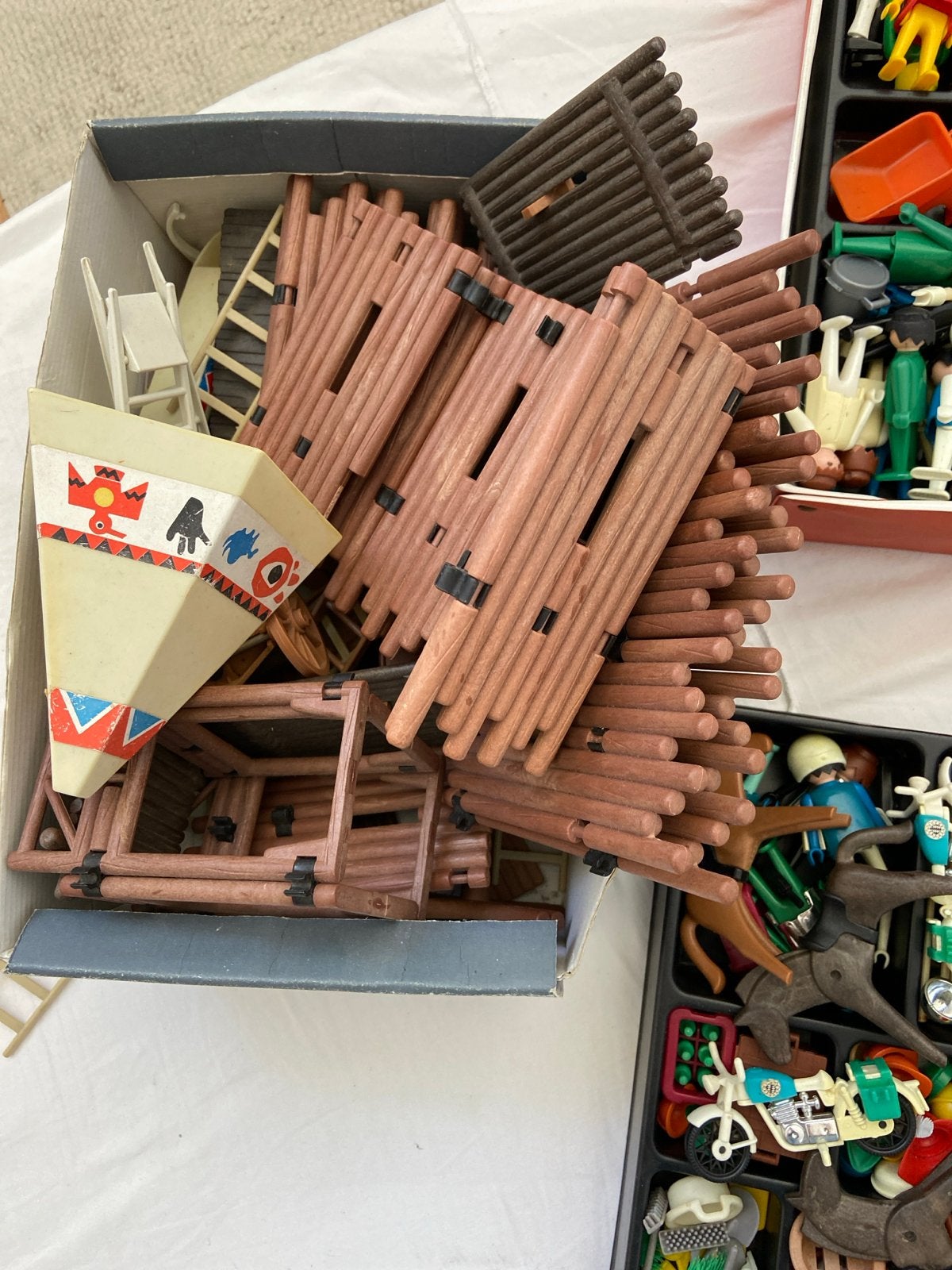 Grote Playmobil set: Indianen, ridders, politie en meer!, Ophalen, Gebruikt, Jongen of Meisje