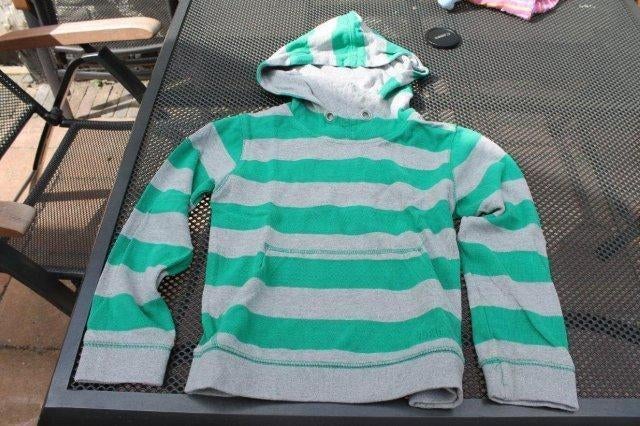 jongens truien met capuchon maat 110 116, Kinderen en Baby's, Tweelingen en Meerlingen, Ophalen of Verzenden, Gebruikt, Kleding
