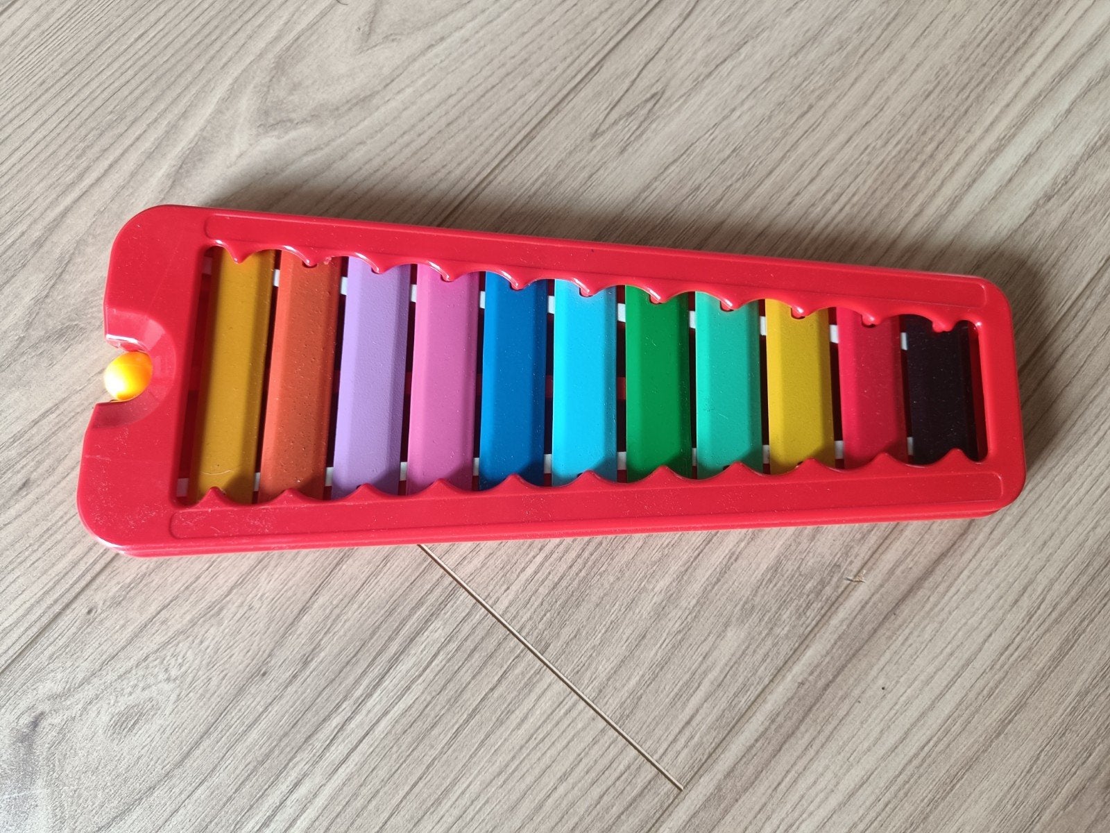 Kleurrijke xylofoon voor kinderen, Muziek en Instrumenten, Blaasinstrumenten | Overige, Ophalen of Verzenden, Zo goed als nieuw