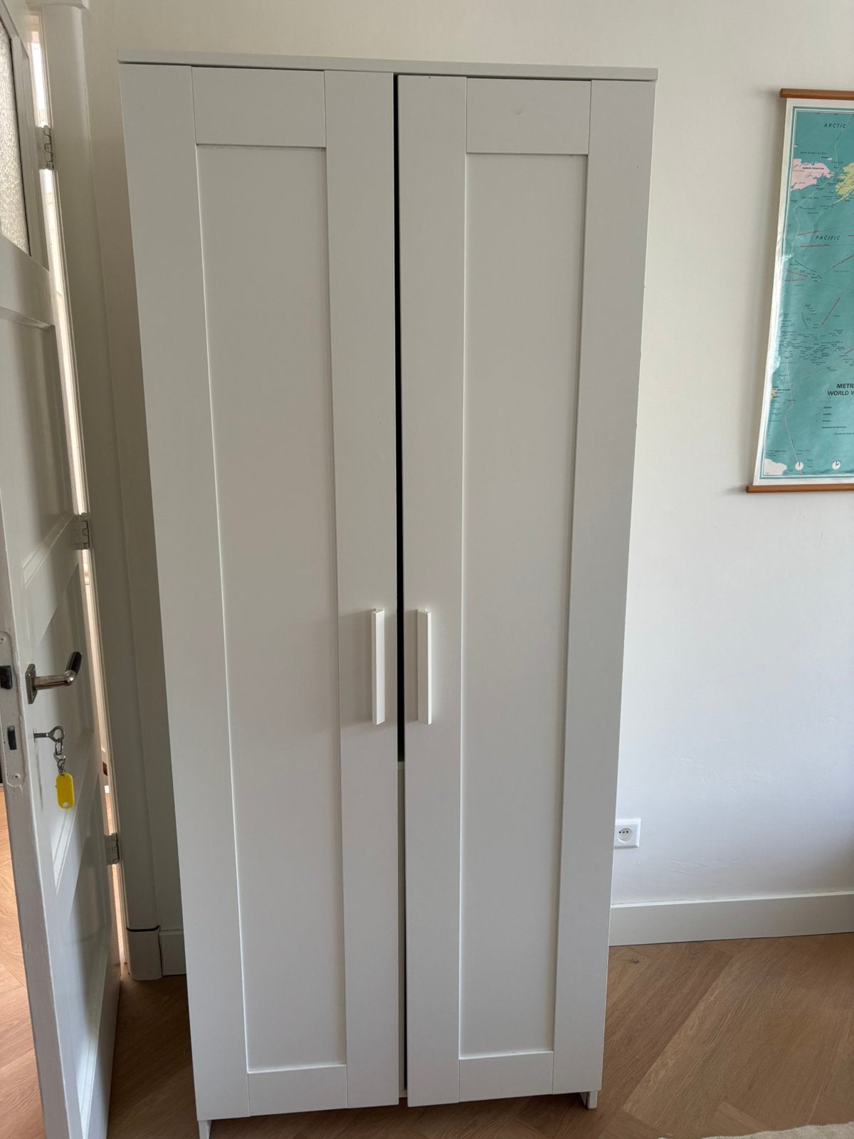 Witte kast ikea bremnes, Huis en Inrichting, Ophalen, Zo goed als nieuw, 25 tot 50 cm