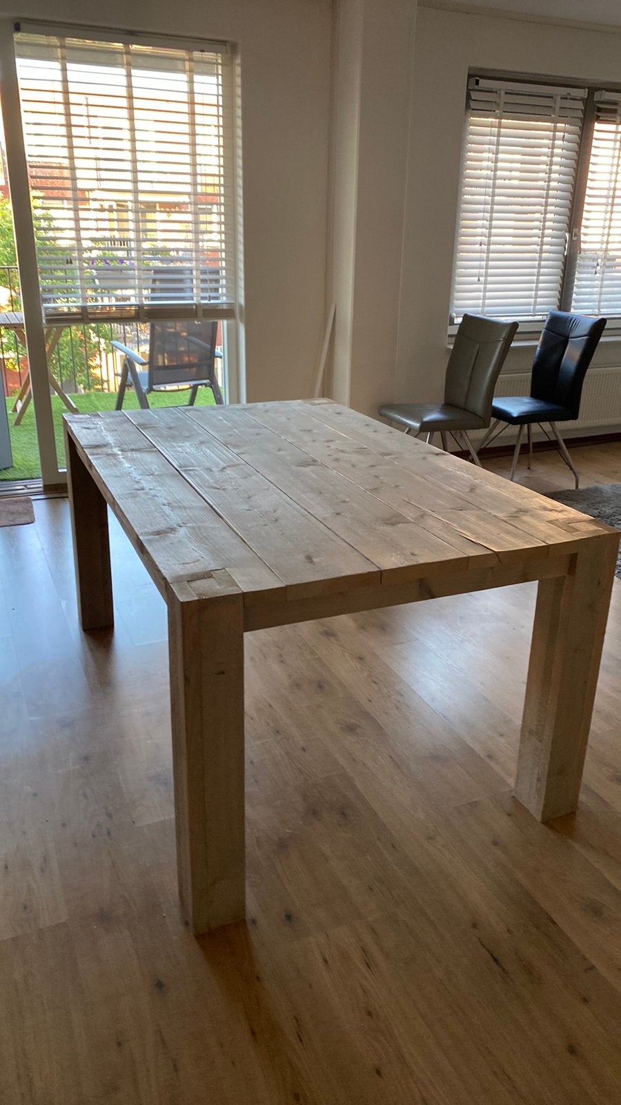 Eettafel van steigerhout GRATIS, Ophalen, 50 tot 100 cm, Zo goed als nieuw, 150 tot 200 cm