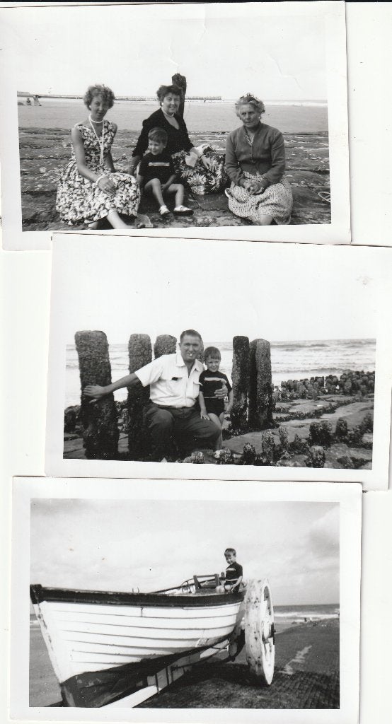fotos  op het   strand  -  13 op 9  cm, Ophalen of Verzenden, Voor 1940, Zo goed als nieuw