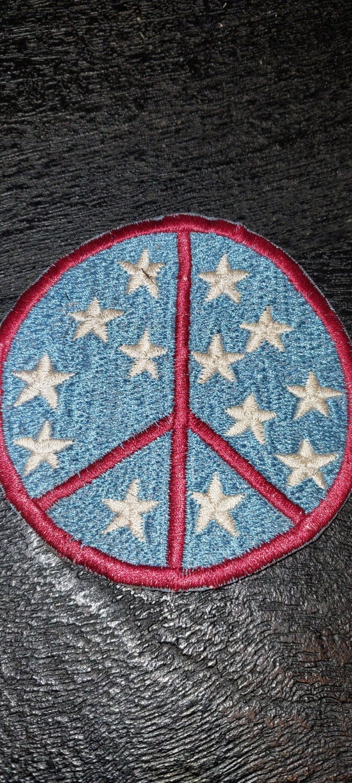 Vietnamoorlog lokale aanmaak vredesteken patch, Ophalen of Verzenden, Luchtmacht, Nederland, Embleem of Badge