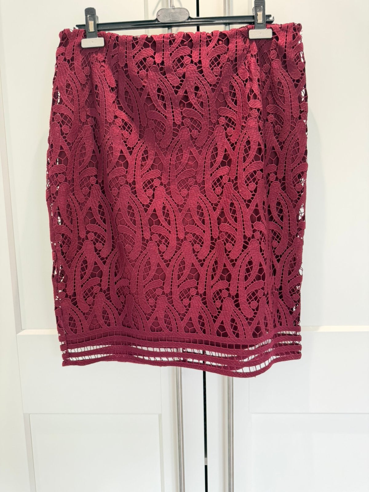 Nieuw Vero Moda rok bordeauxrood 42 44 xl xxl., Kleding | Dames, Rokken, Verzenden, Maat 42/44 (L), Nieuw, Rood