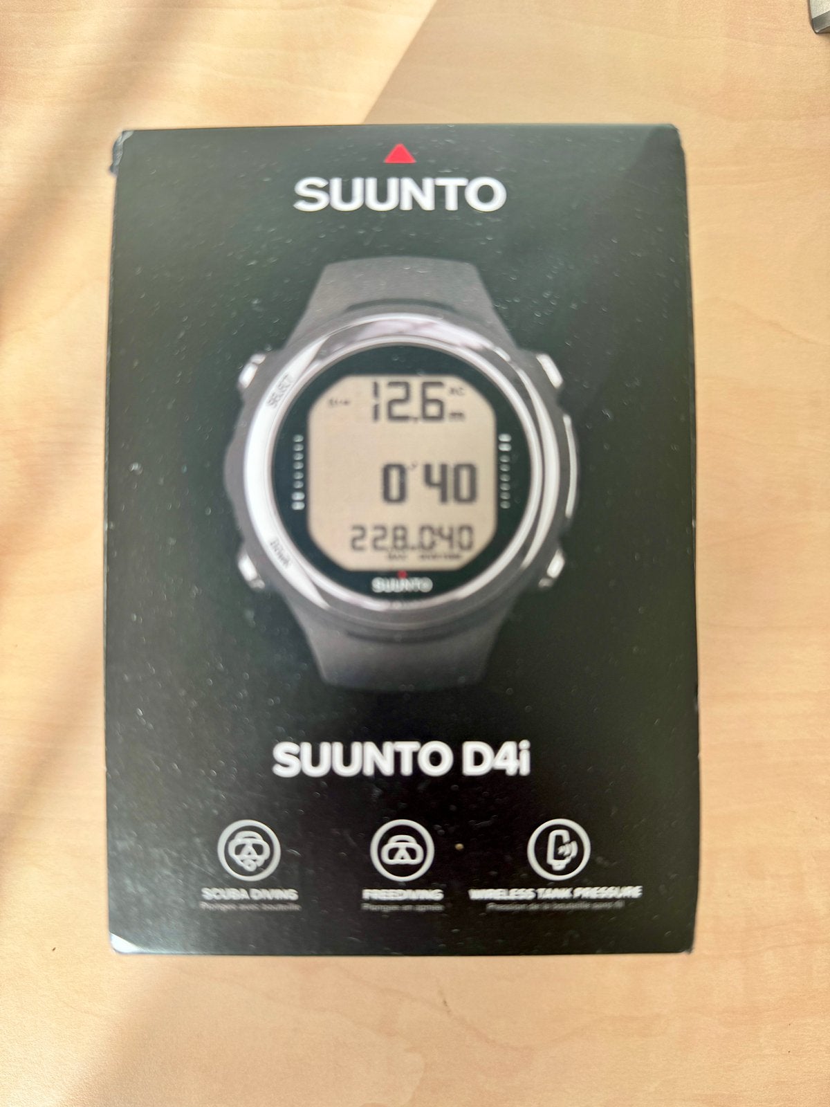 Suunto D4i Black – Duikcomputer/Freedive – ZGAN, Watersport en Boten, Duiken, Ophalen of Verzenden, Zo goed als nieuw, Duikcomputer