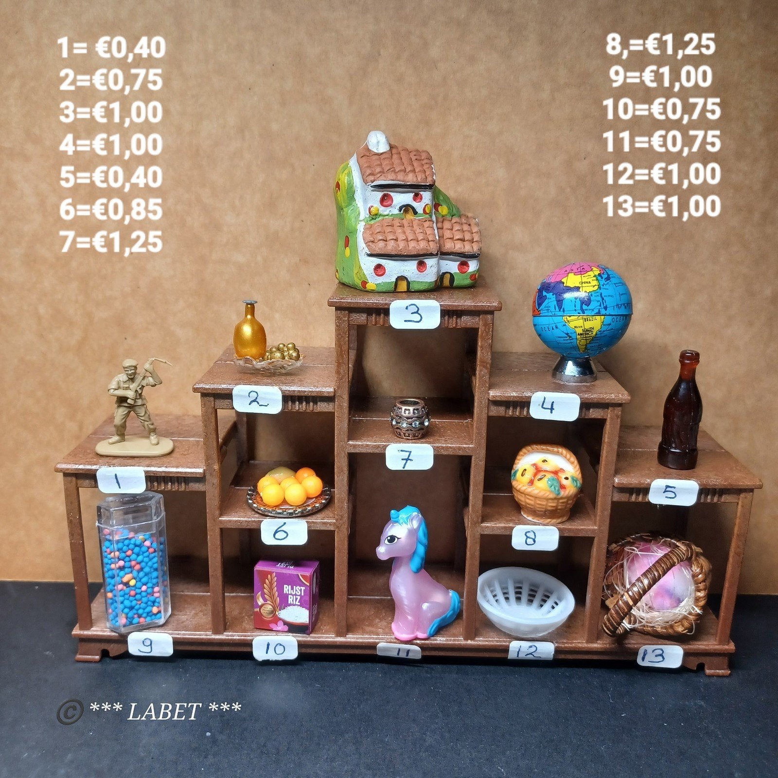 varia items, Ophalen of Verzenden, Zo goed als nieuw, Poppenhuis
