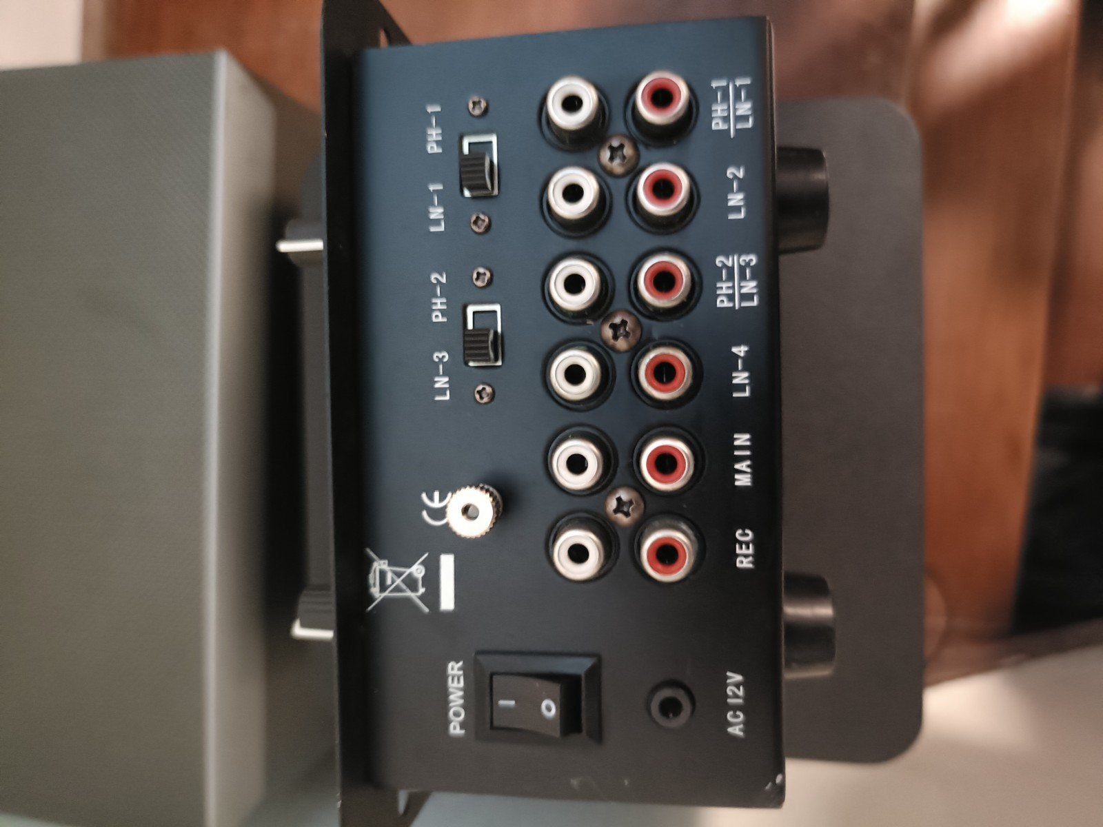 Liquid Power LQP-DJ200 Pro Mixer, Ophalen, Gebruikt, Minder dan 5 kanalen, Microfooningang