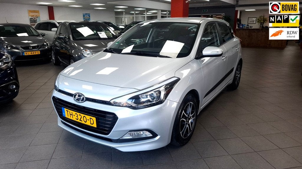 Hyundai I20 1.0 T-GDI Comfort, Auto's, Hyundai, Voorwielaandrijving, 100 pk, 23 km/l, Origineel Nederlands