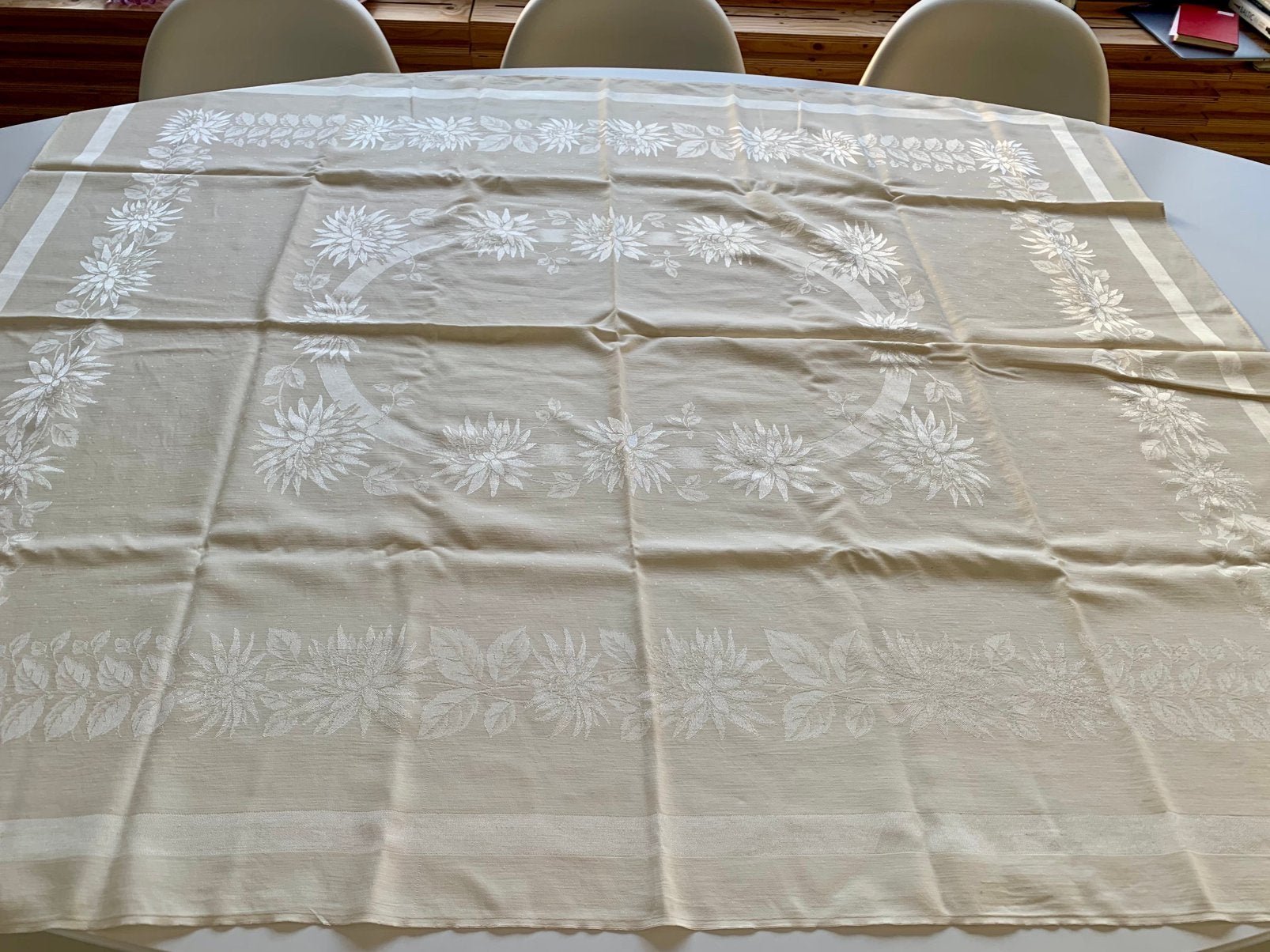 Tafelkleed creme 150 x 130 cm damast, Overige materialen, 150 cm, 130 cm, Ophalen of Verzenden