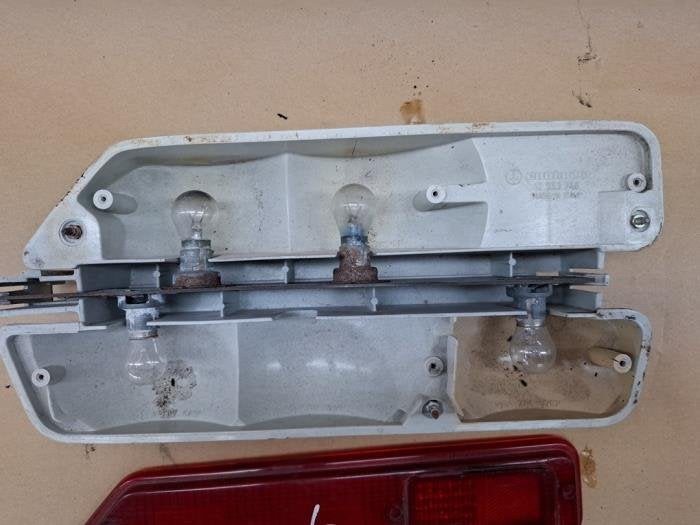 Achterlicht links van een Alfa Romeo Alfetta, Gebruikt, -, Verzenden, -