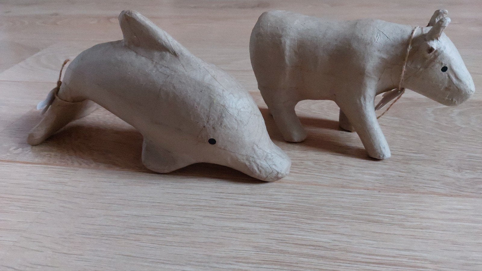 Decopatch Dolfijn en Koe - Knutselmateriaal voor decoratie, Dieren, Beige, Ophalen of Verzenden, Zo goed als nieuw